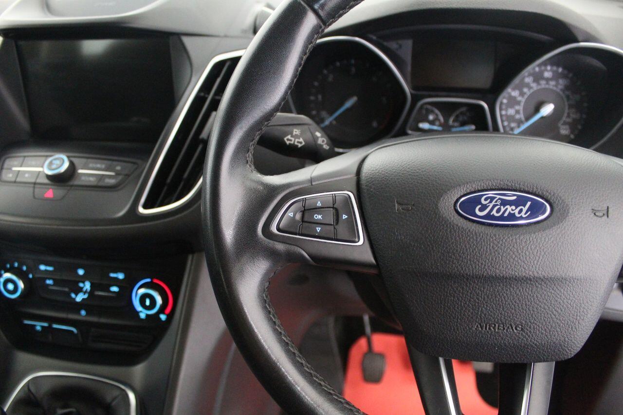 Ford C-Max view 42