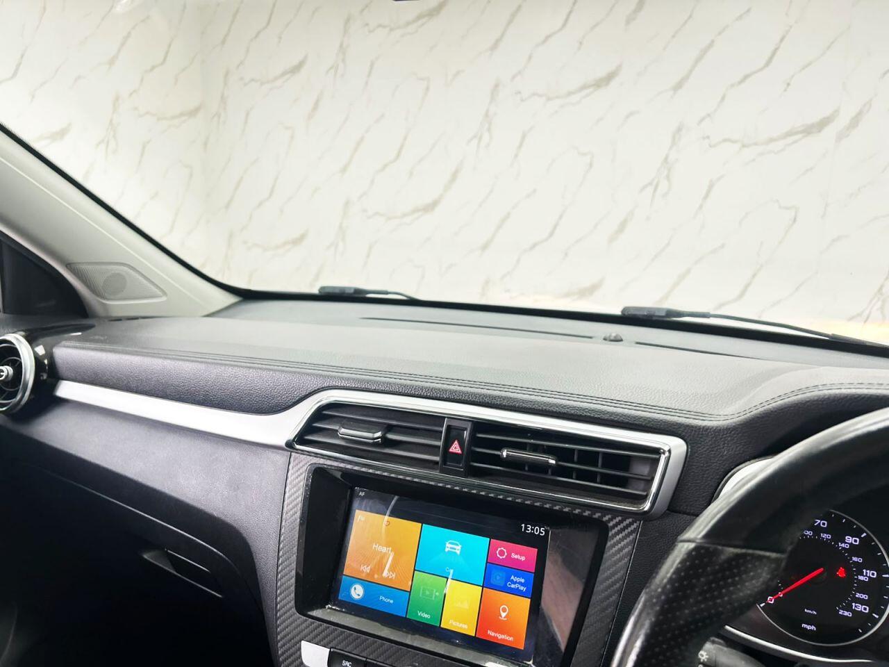 MG ZS view 15