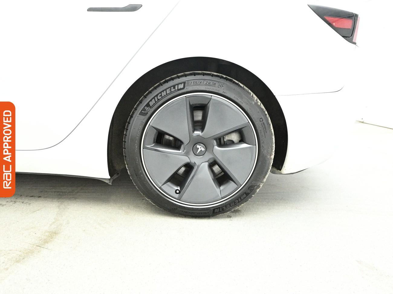 Tesla Model 3 view 28