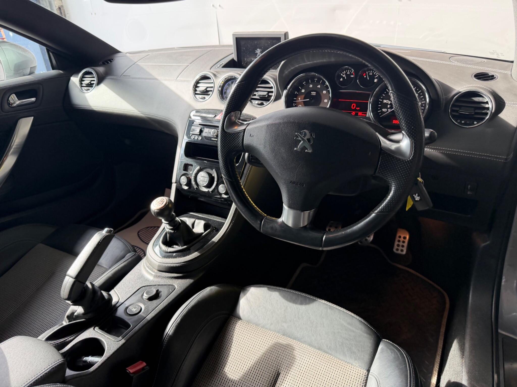 Peugeot RCZ view 19