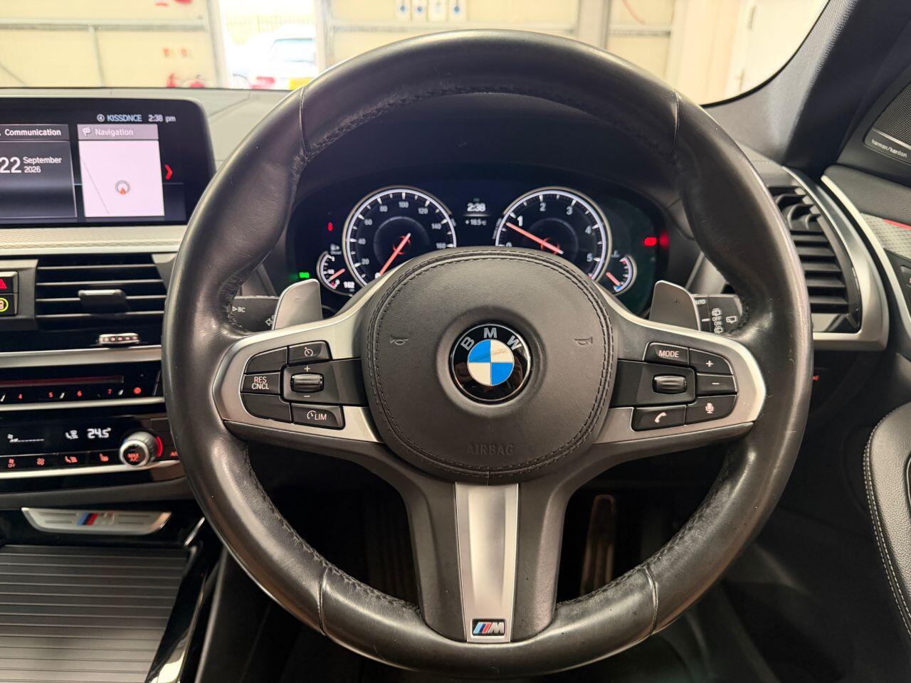 BMW X3 view 25