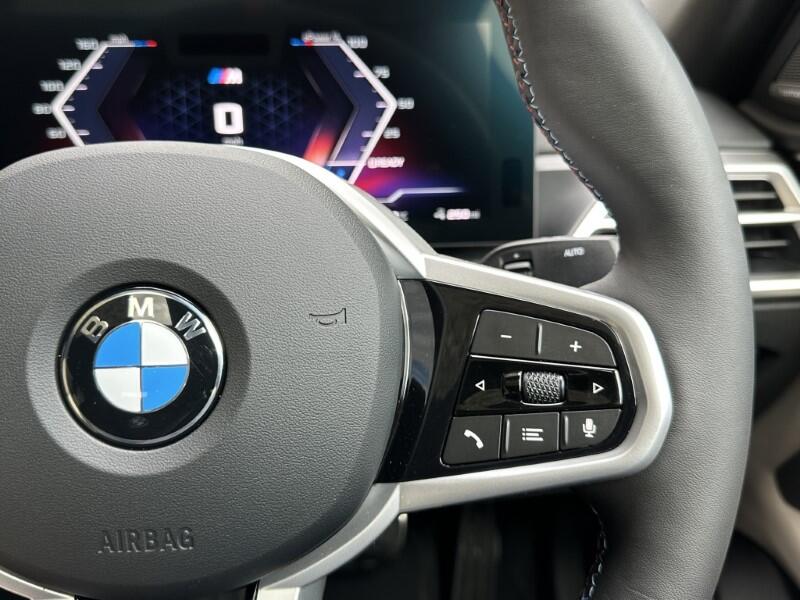 BMW i4 view 18