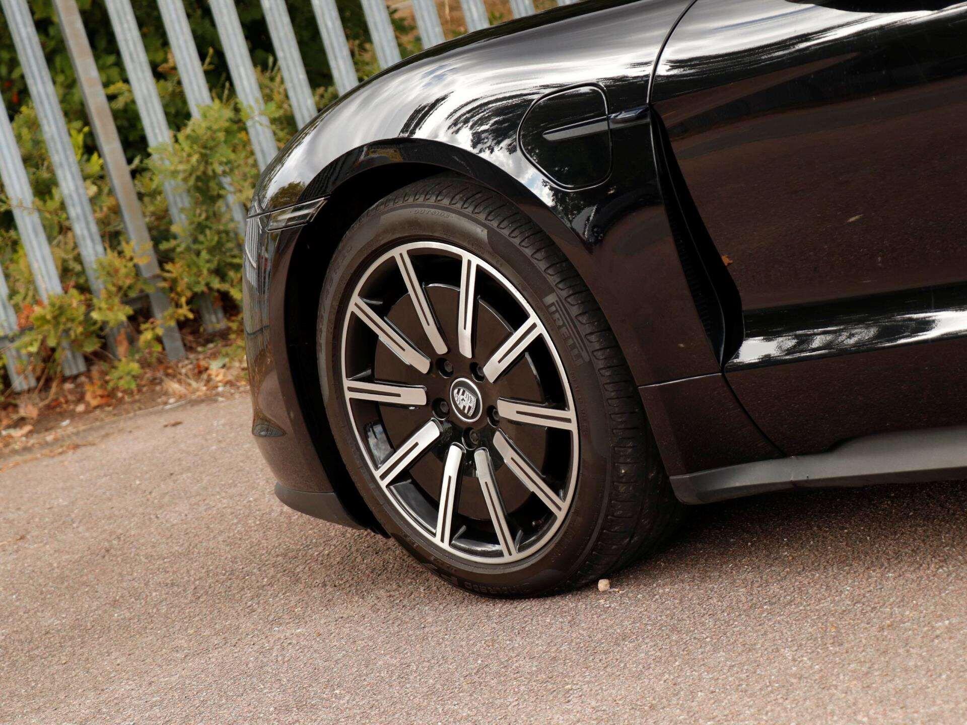 Porsche Taycan view 28