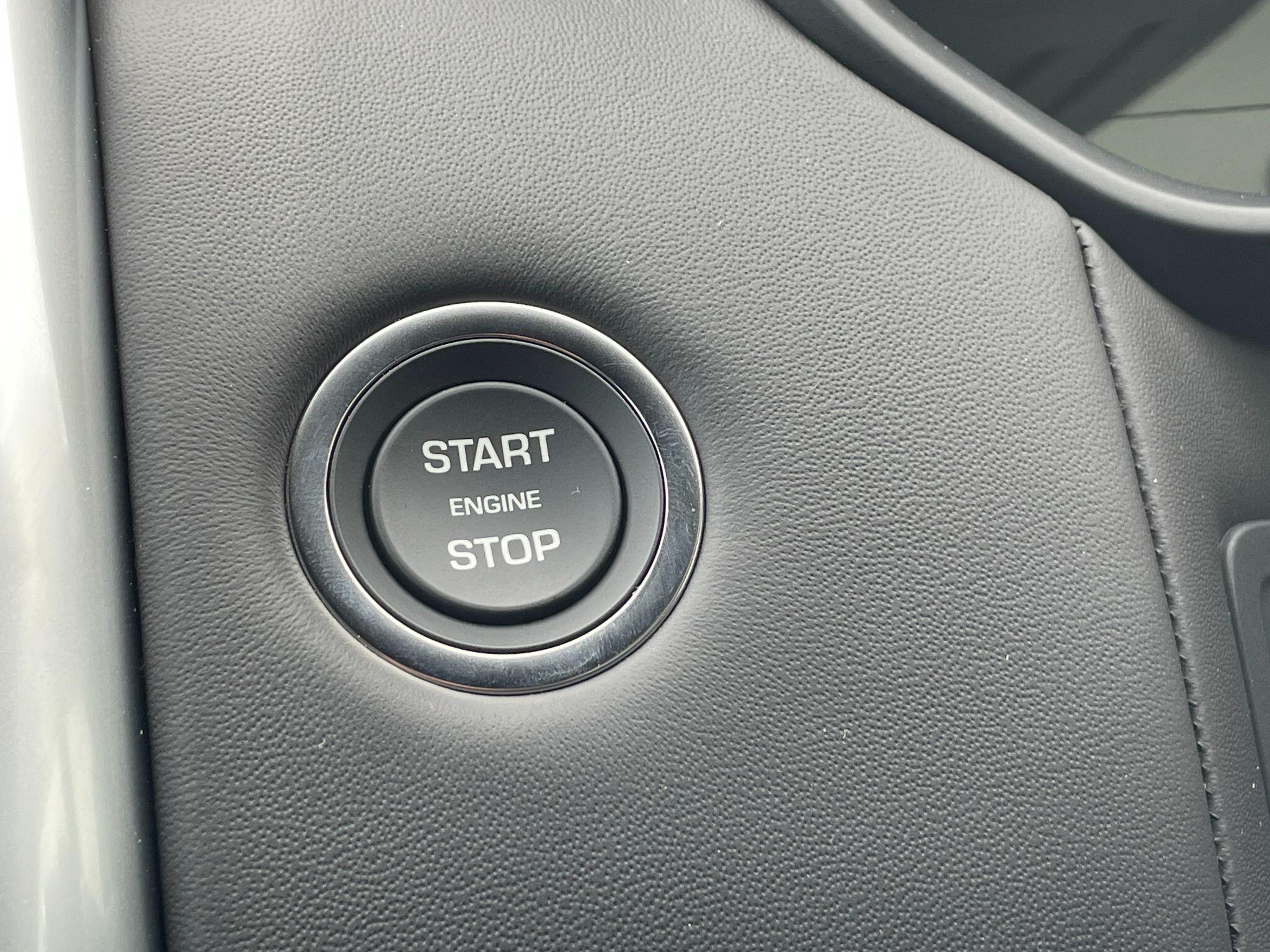 Land Rover Discovery view 20