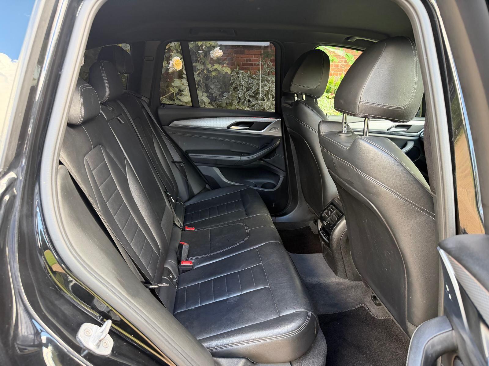 BMW X3 view 13