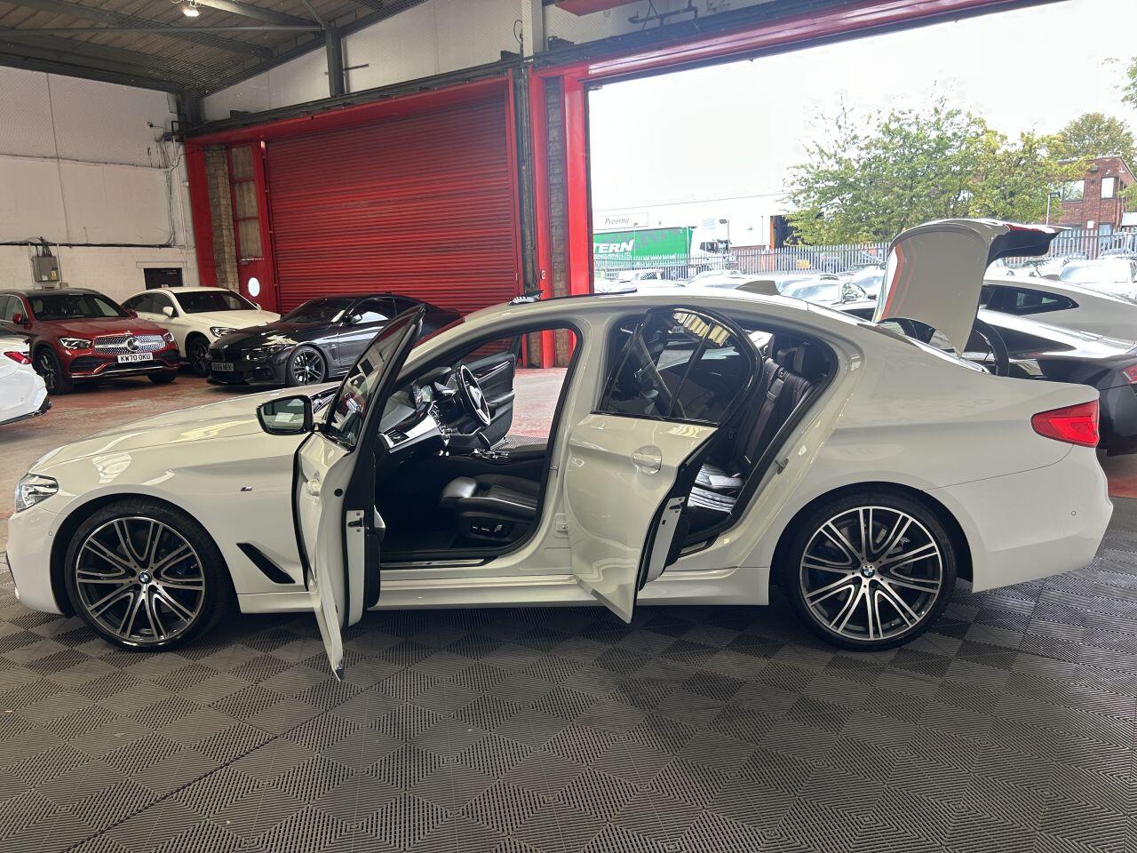 BMW 5 Series view 6