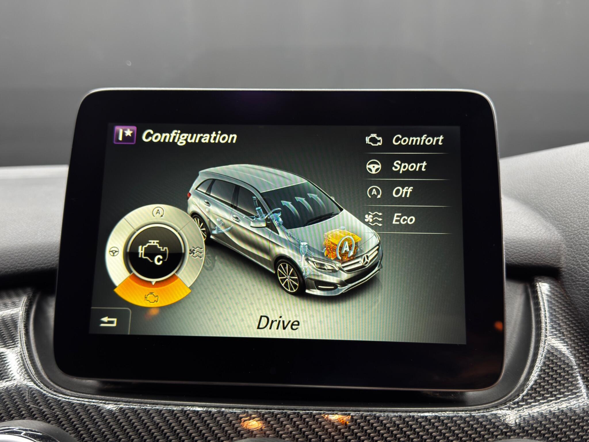 Mercedes-Benz B-Class view 31