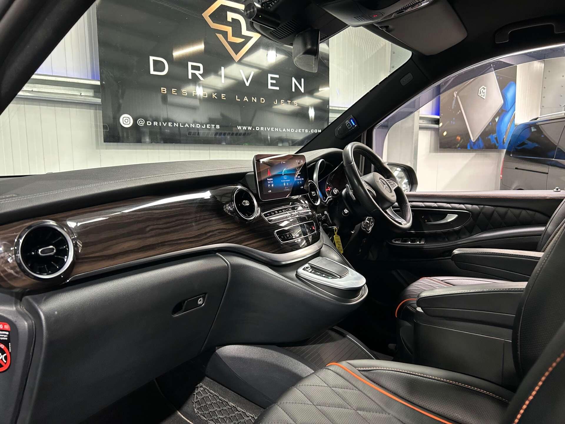 Mercedes-Benz V Class view 42
