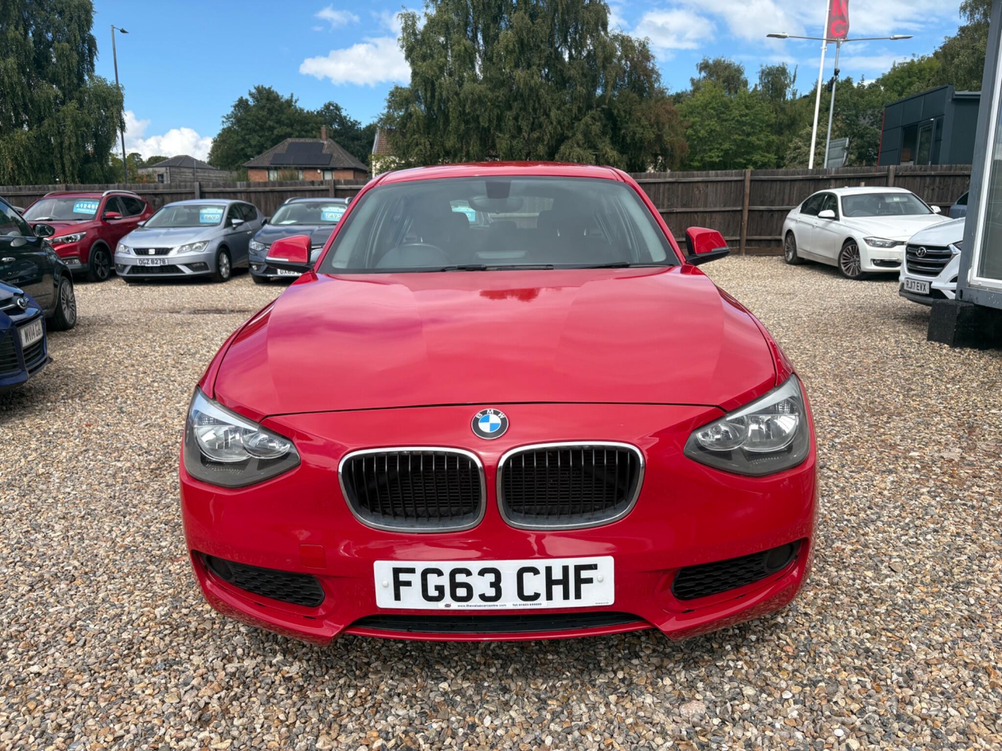 BMW 1 Series view 10