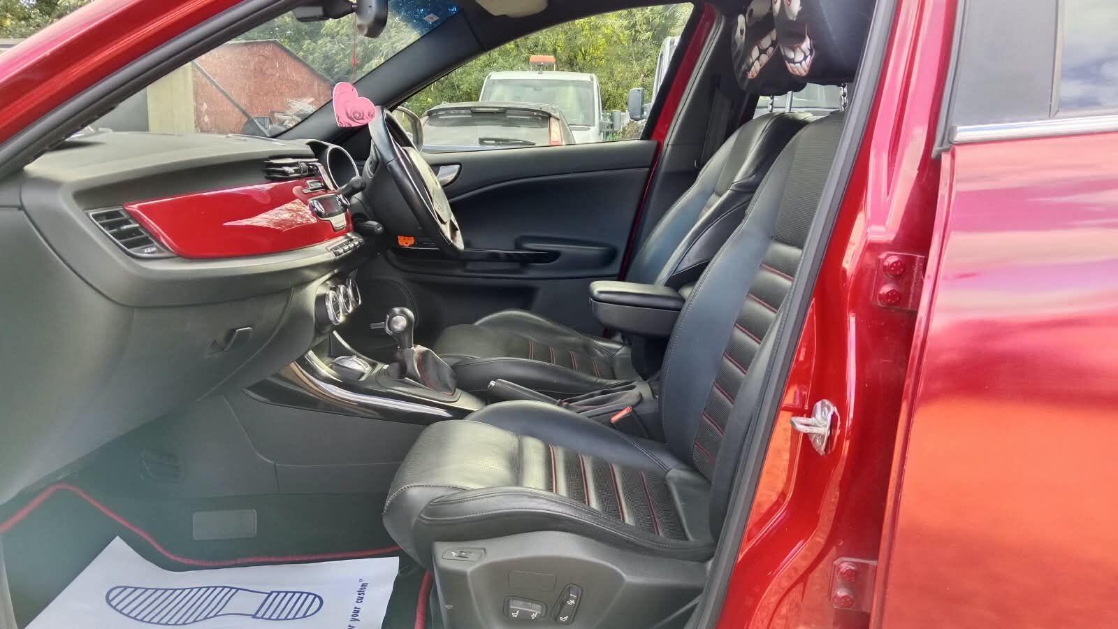 Alfa Romeo Giulietta view 9