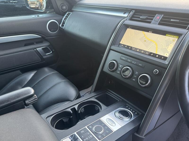 Land Rover Discovery 3 view 38
