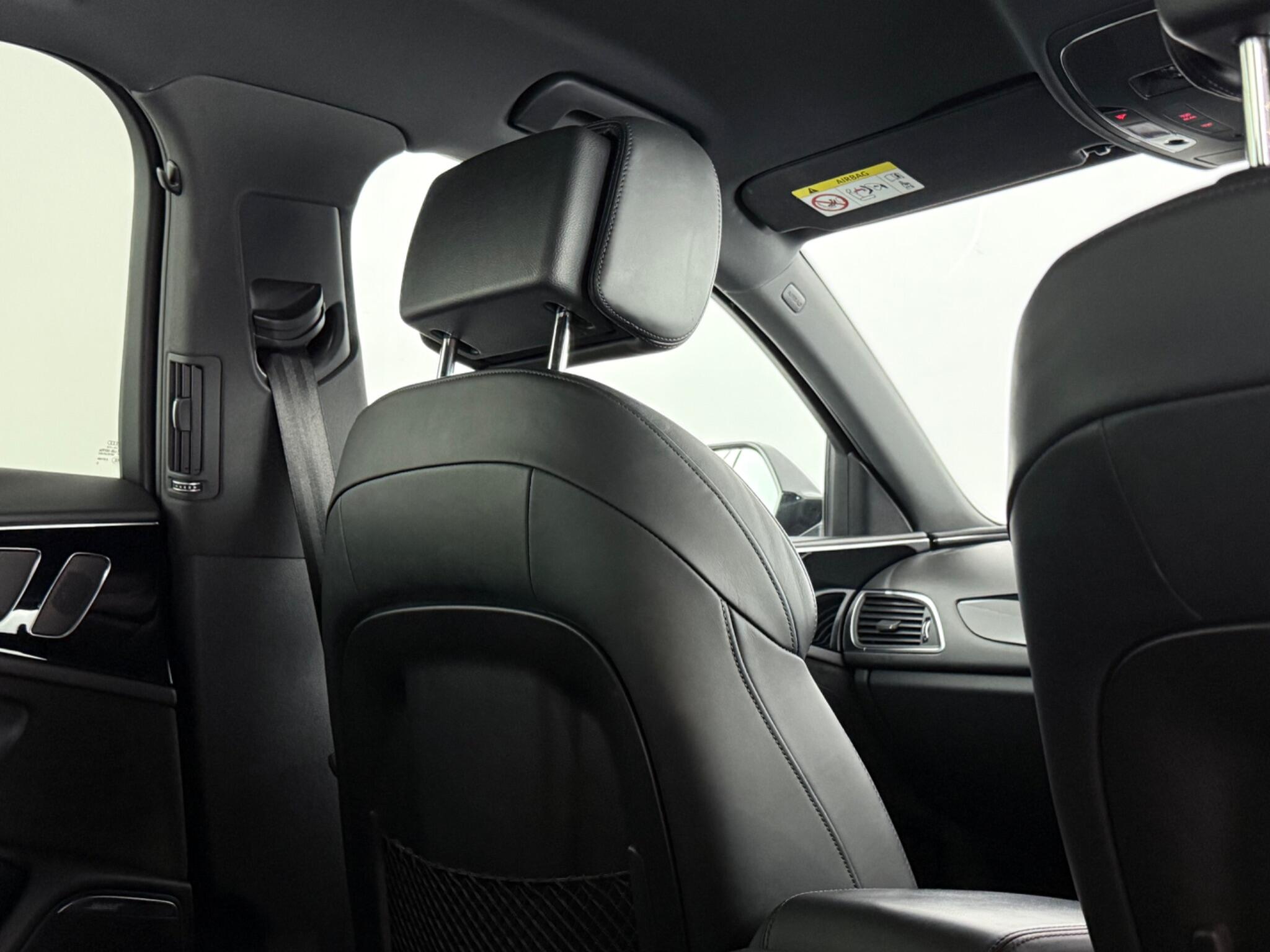 Audi A6 view 36