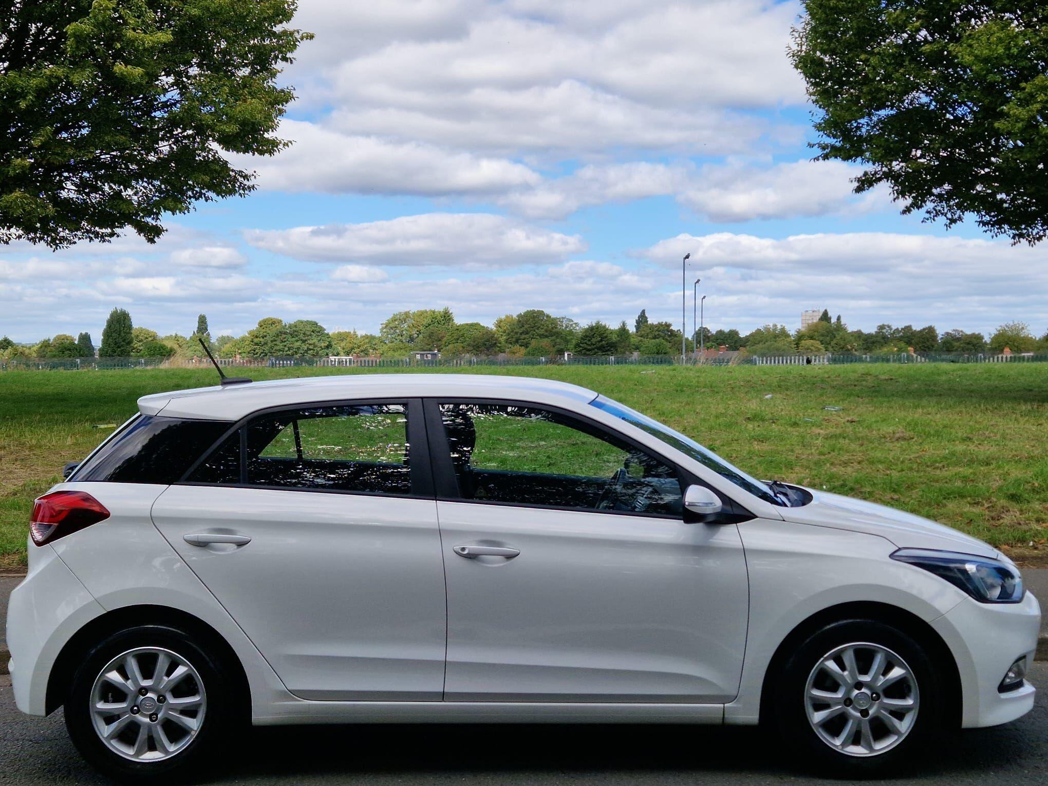 Hyundai I20 view 8
