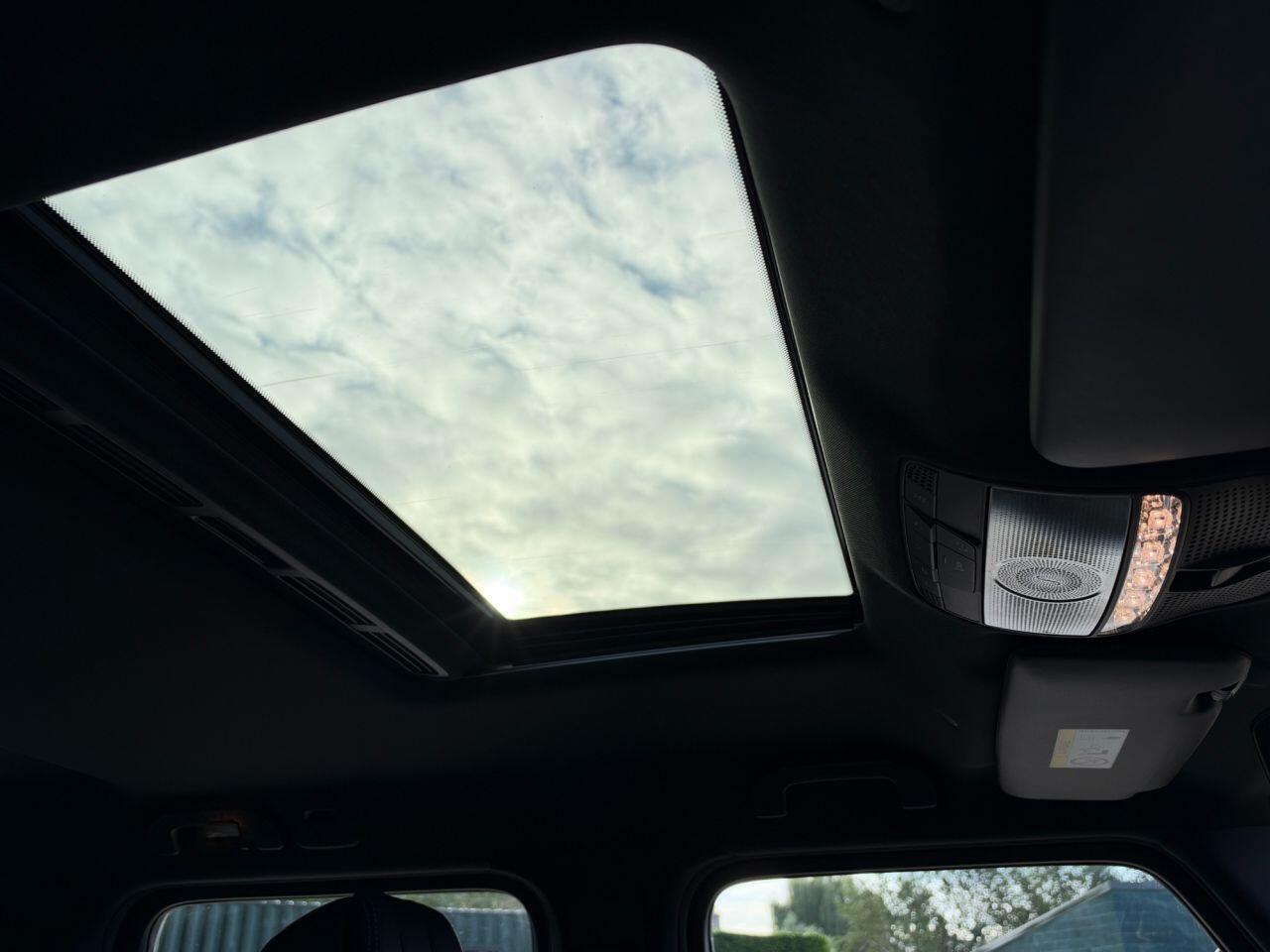 Mercedes-Benz G-Class view 45