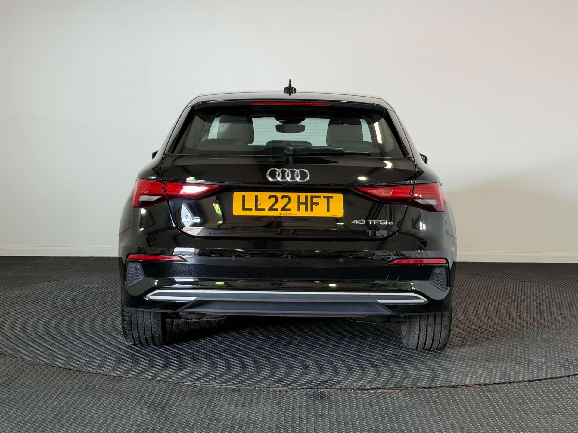 Audi A3 view 6
