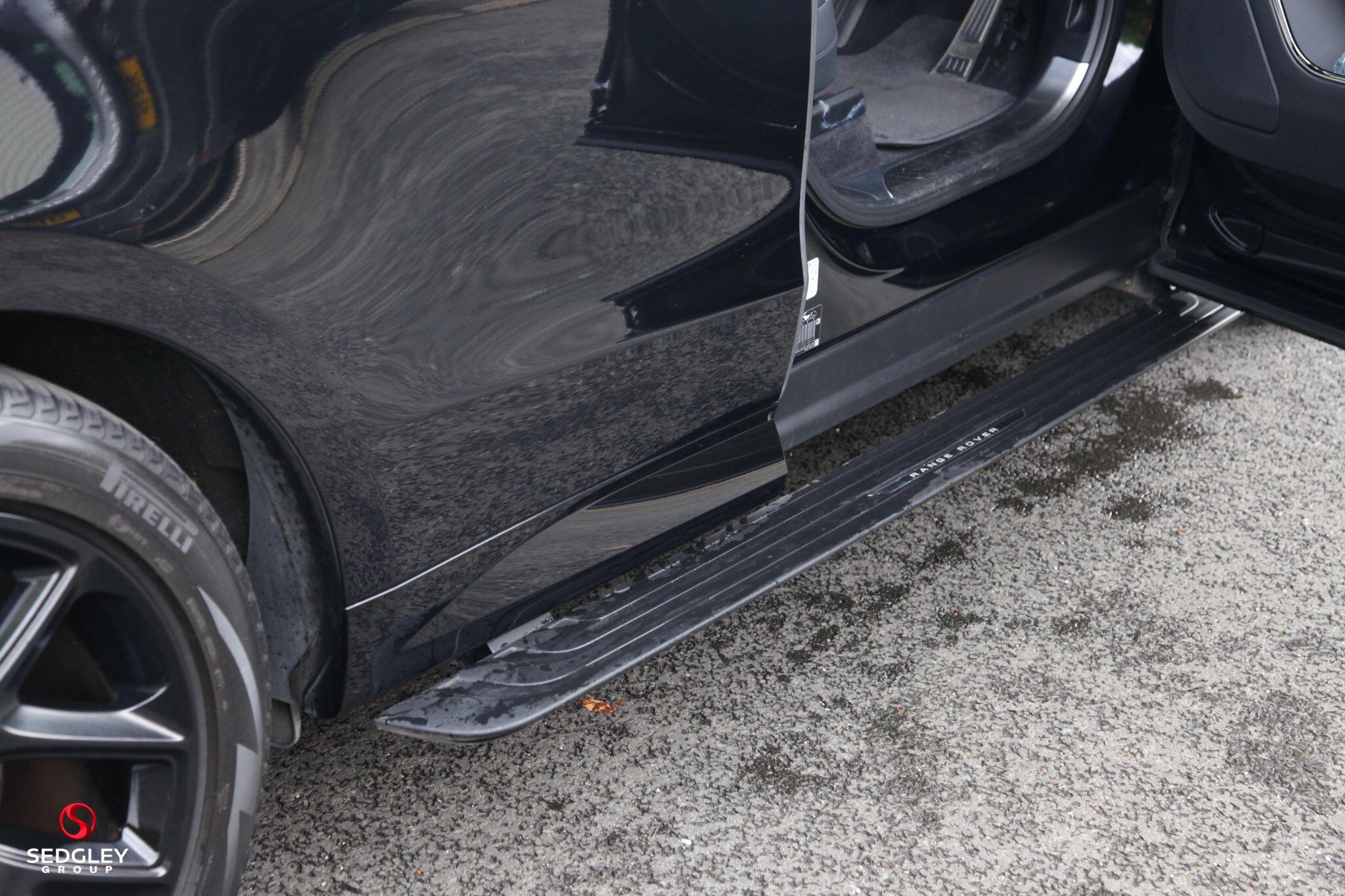 Land Rover Range Rover Sport view 11