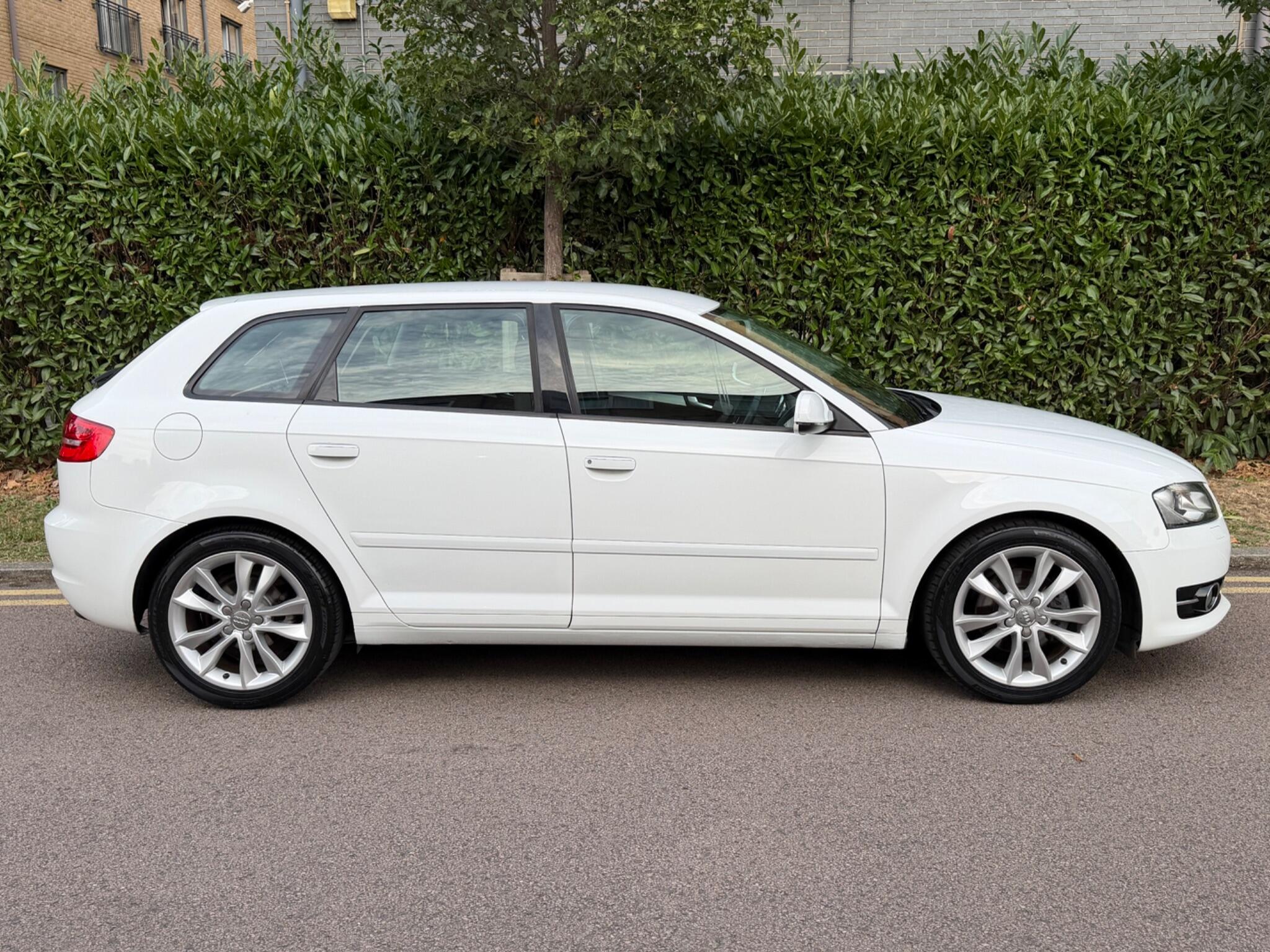 Audi A3 view 10