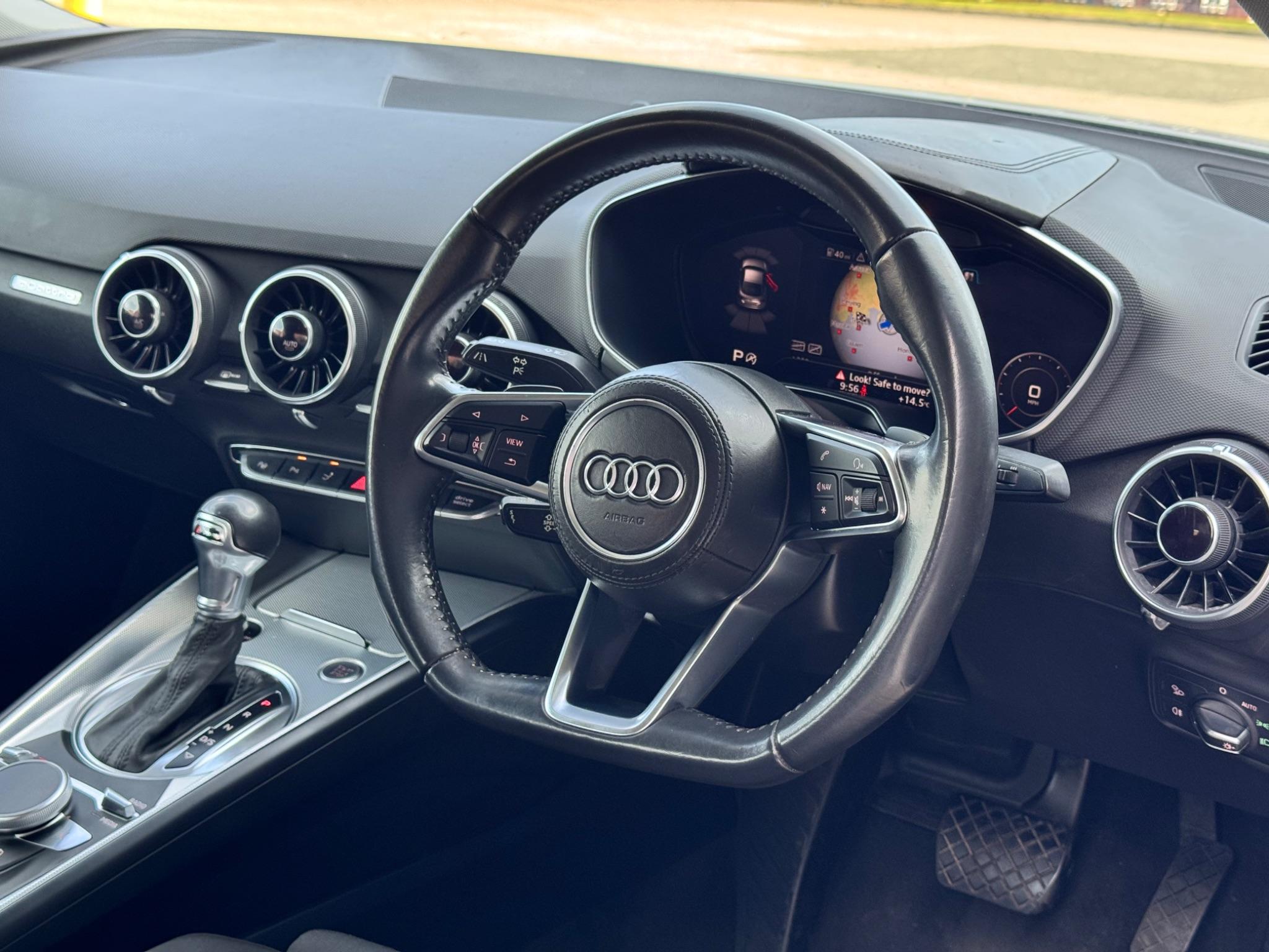 Audi TT view 37