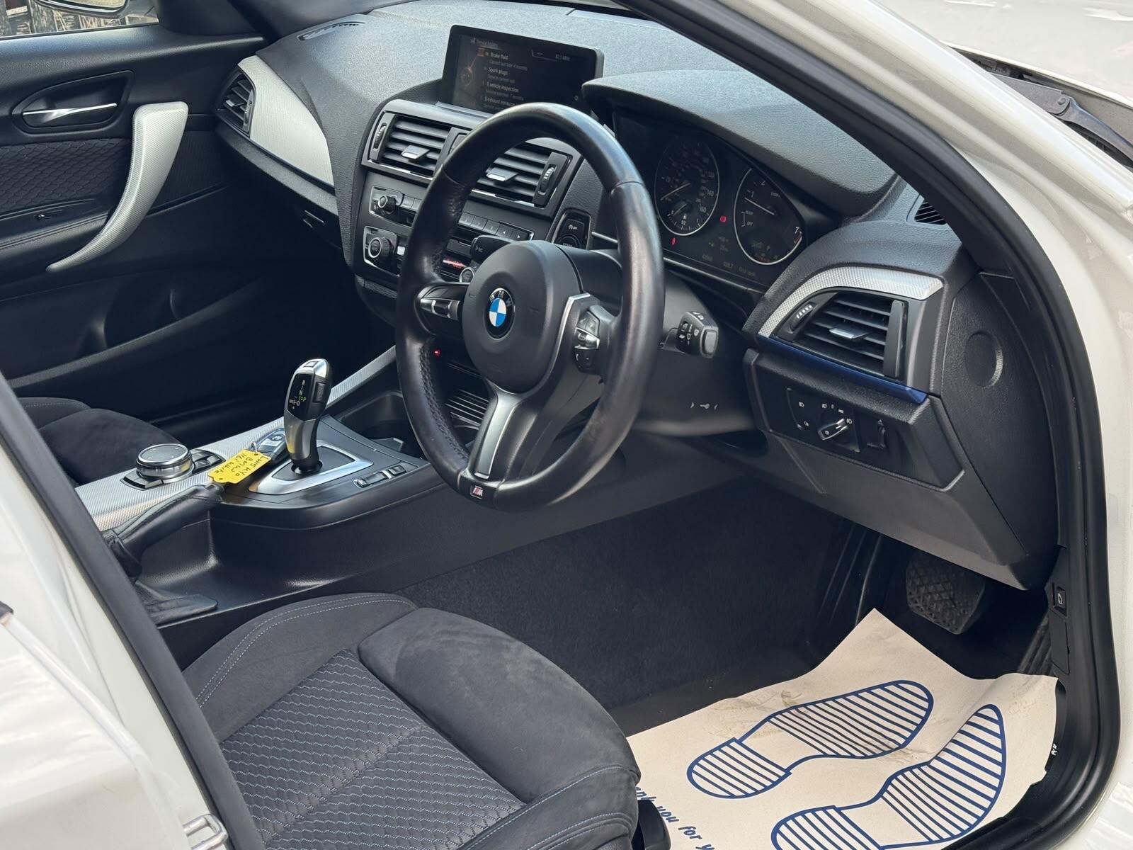 BMW 1 Series view 4