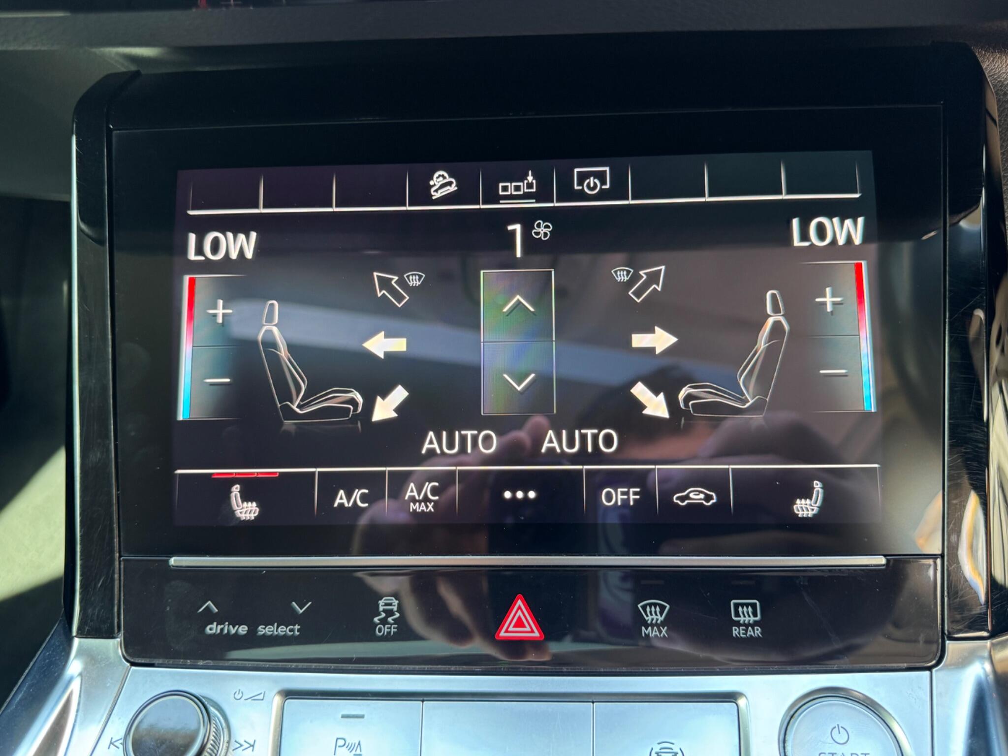 Audi E-Tron view 29