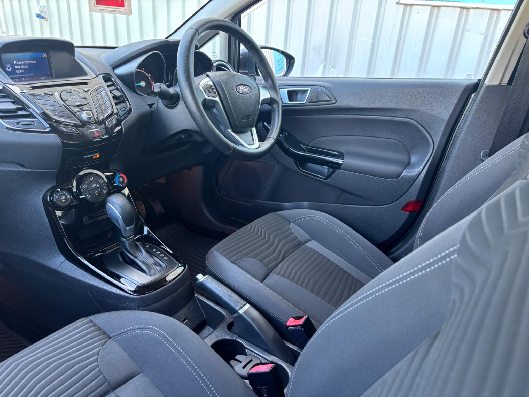 Ford Fiesta view 17