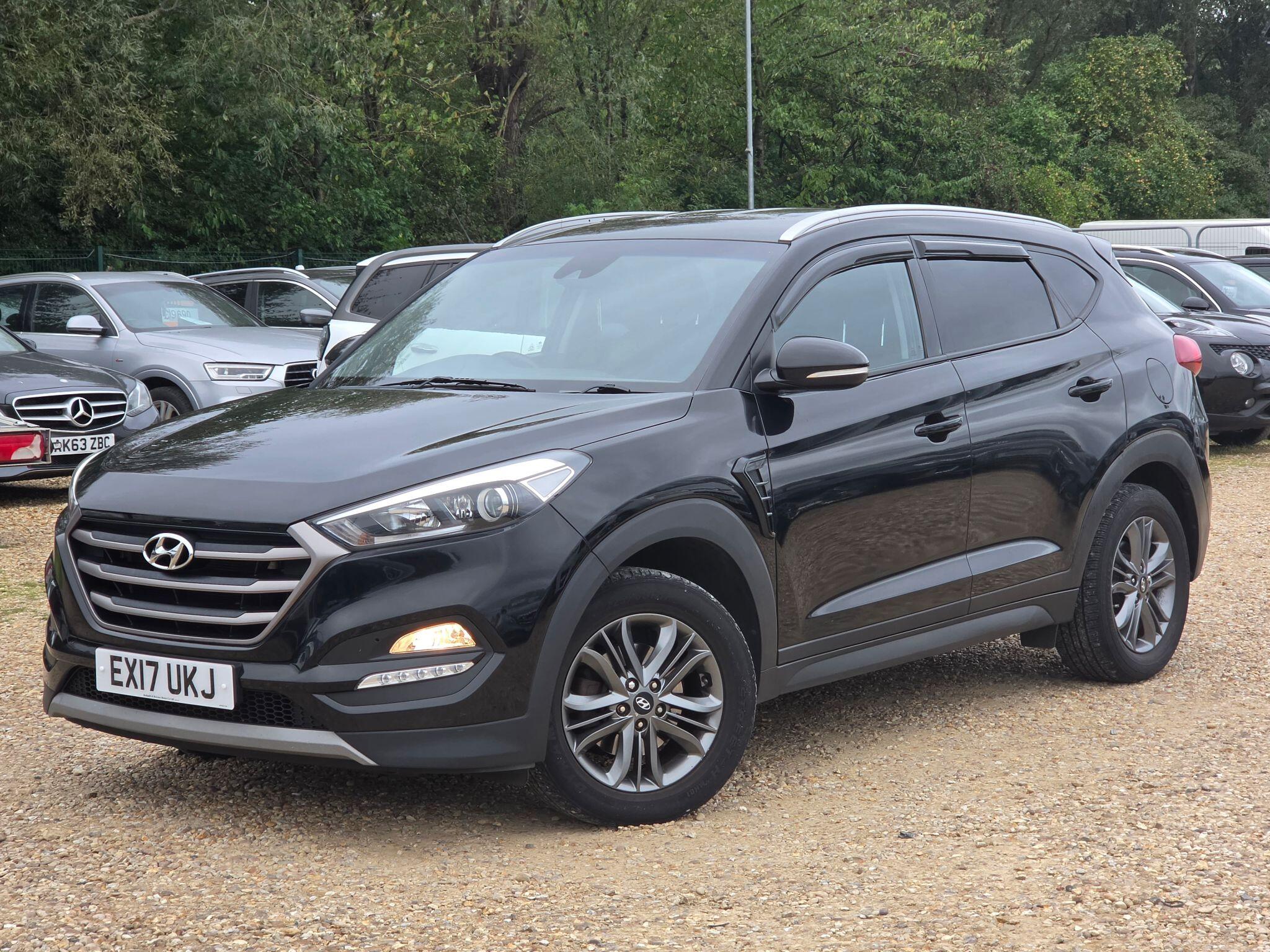 Hyundai Tucson view 2