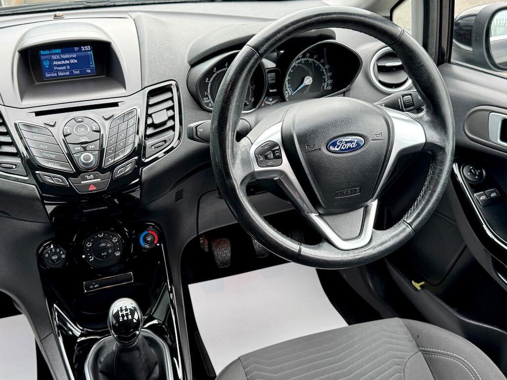 Ford Fiesta view 32
