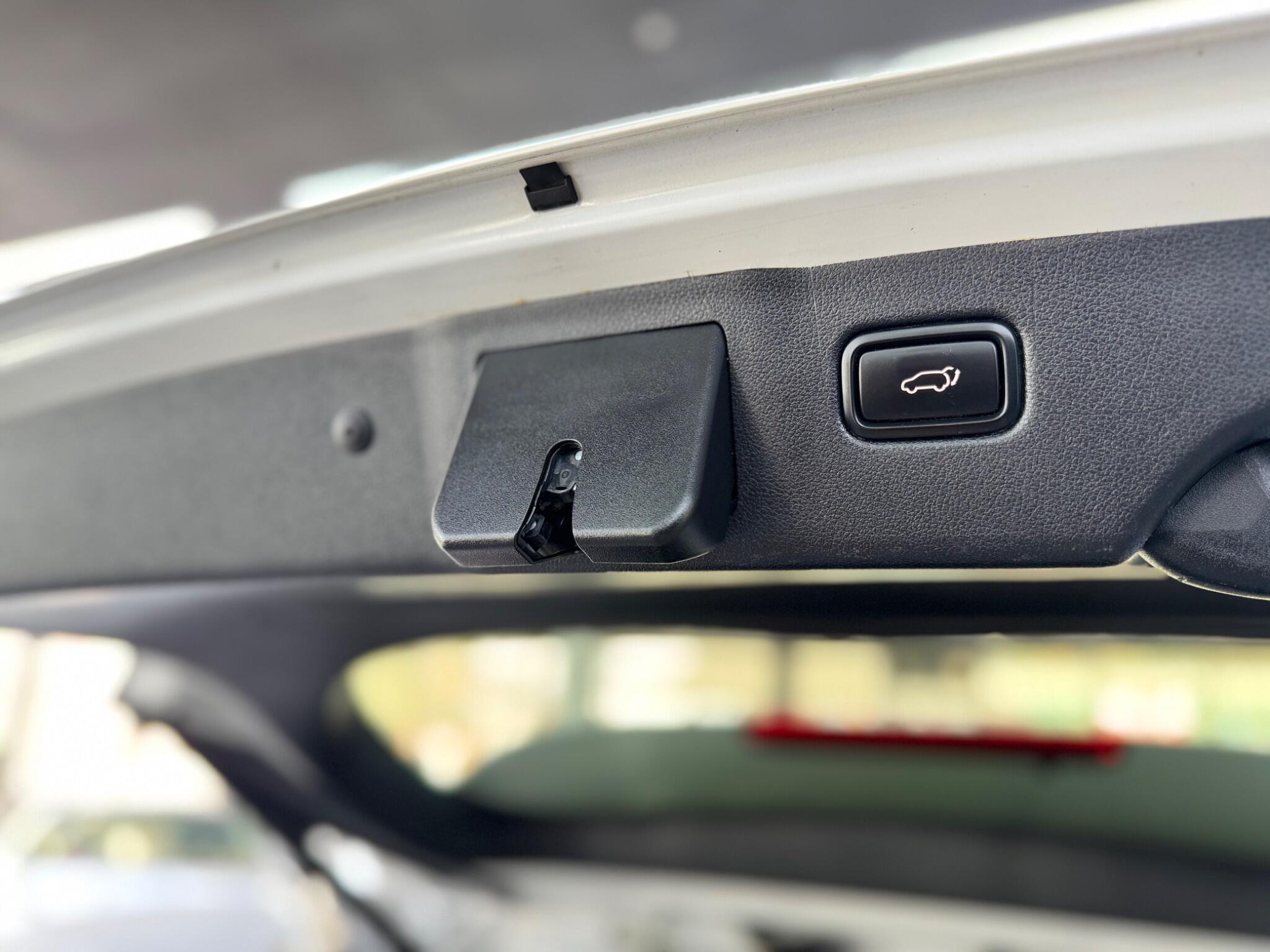 Kia Sorento view 25