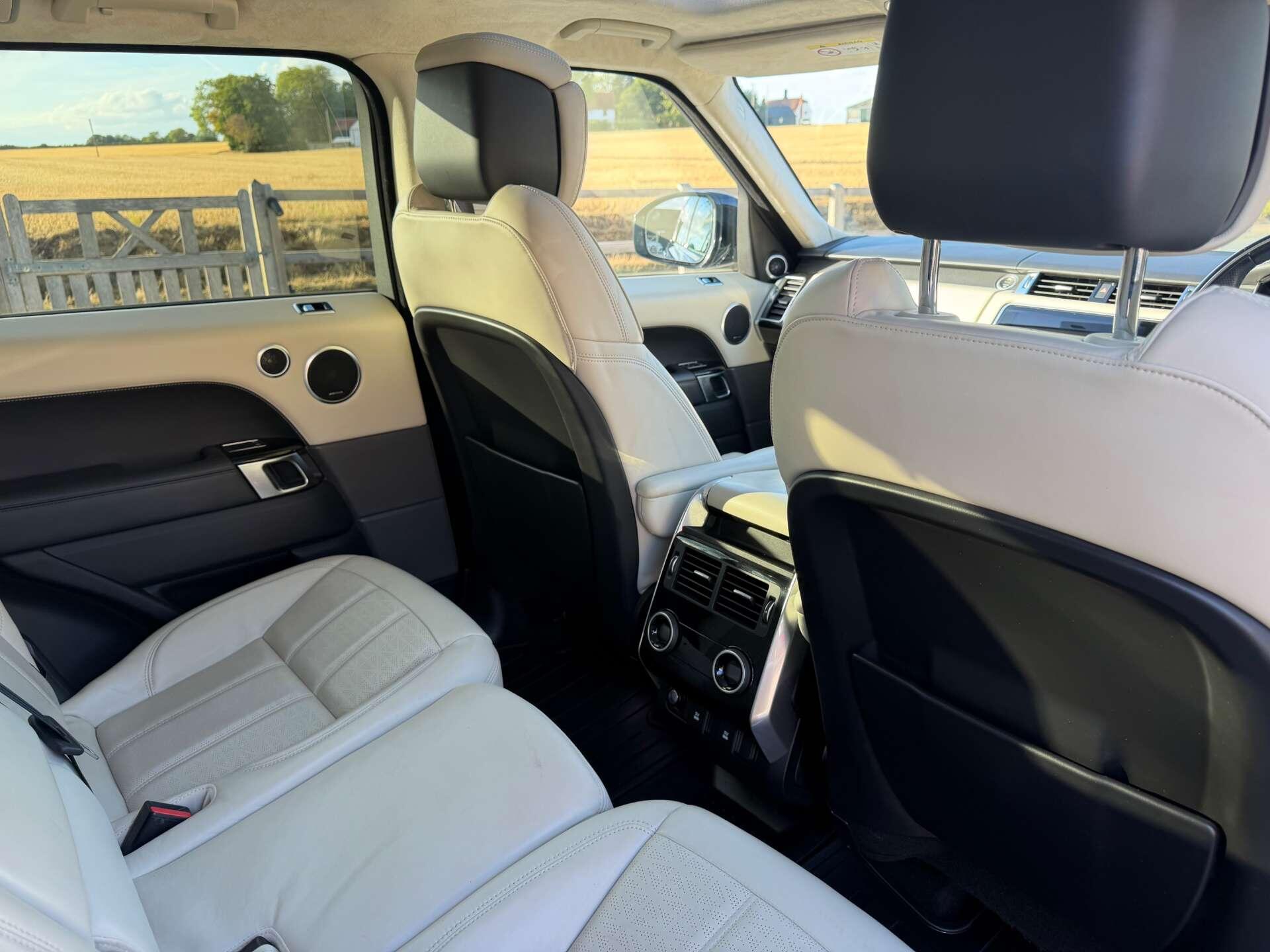 Land Rover Range Rover Sport view 13