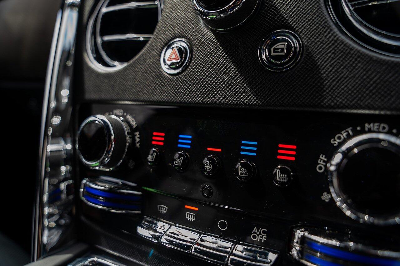 Rolls-Royce Cullinan view 84