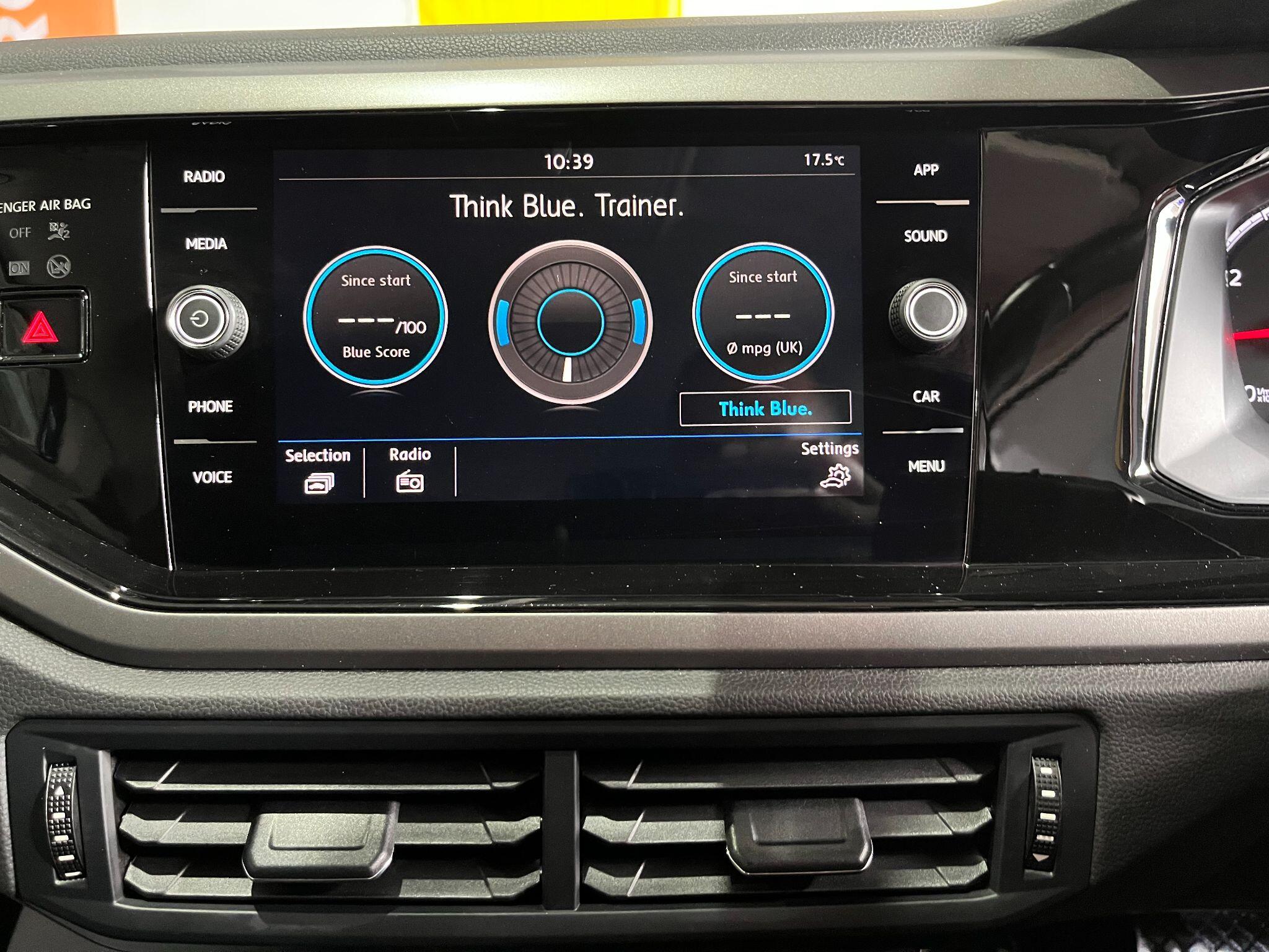 Volkswagen Polo view 31