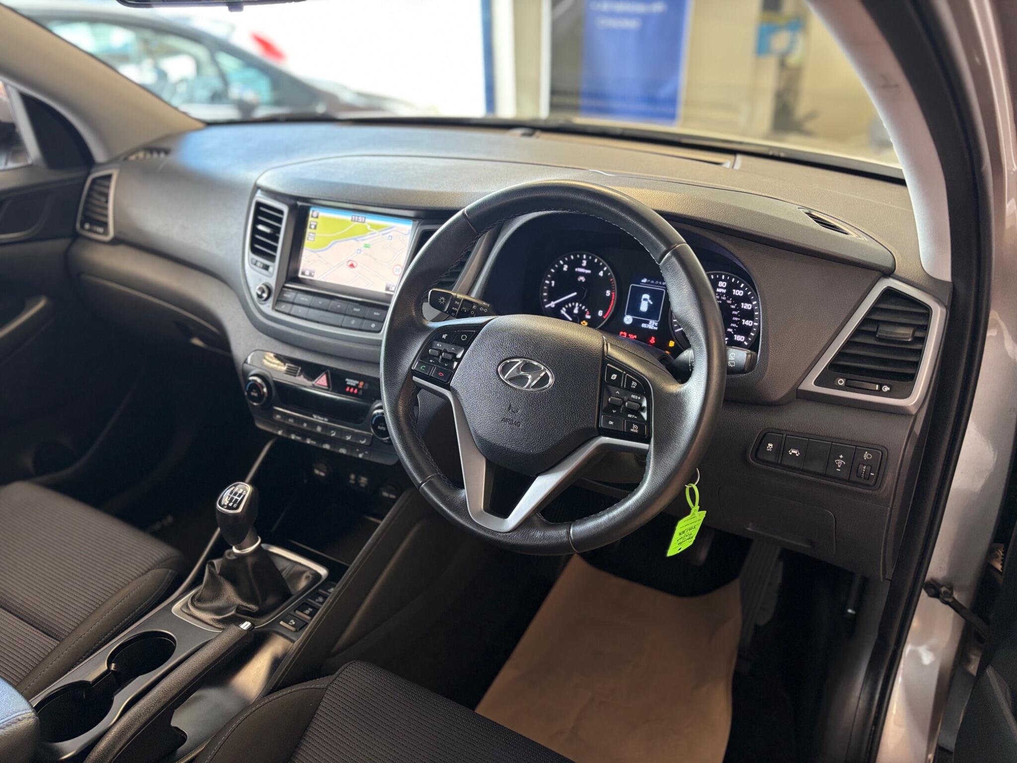 Hyundai Tucson view 9