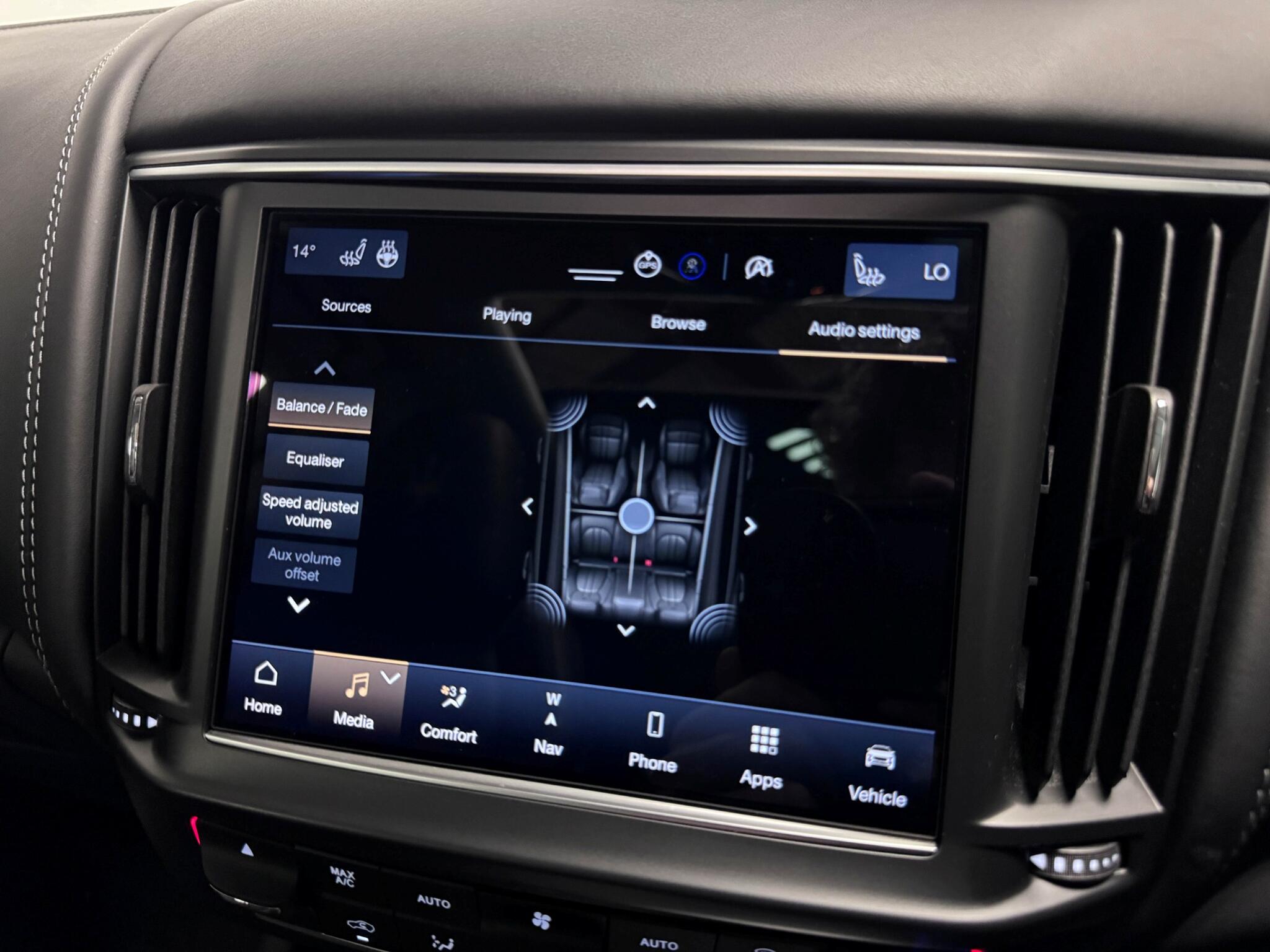 Maserati Levante view 47