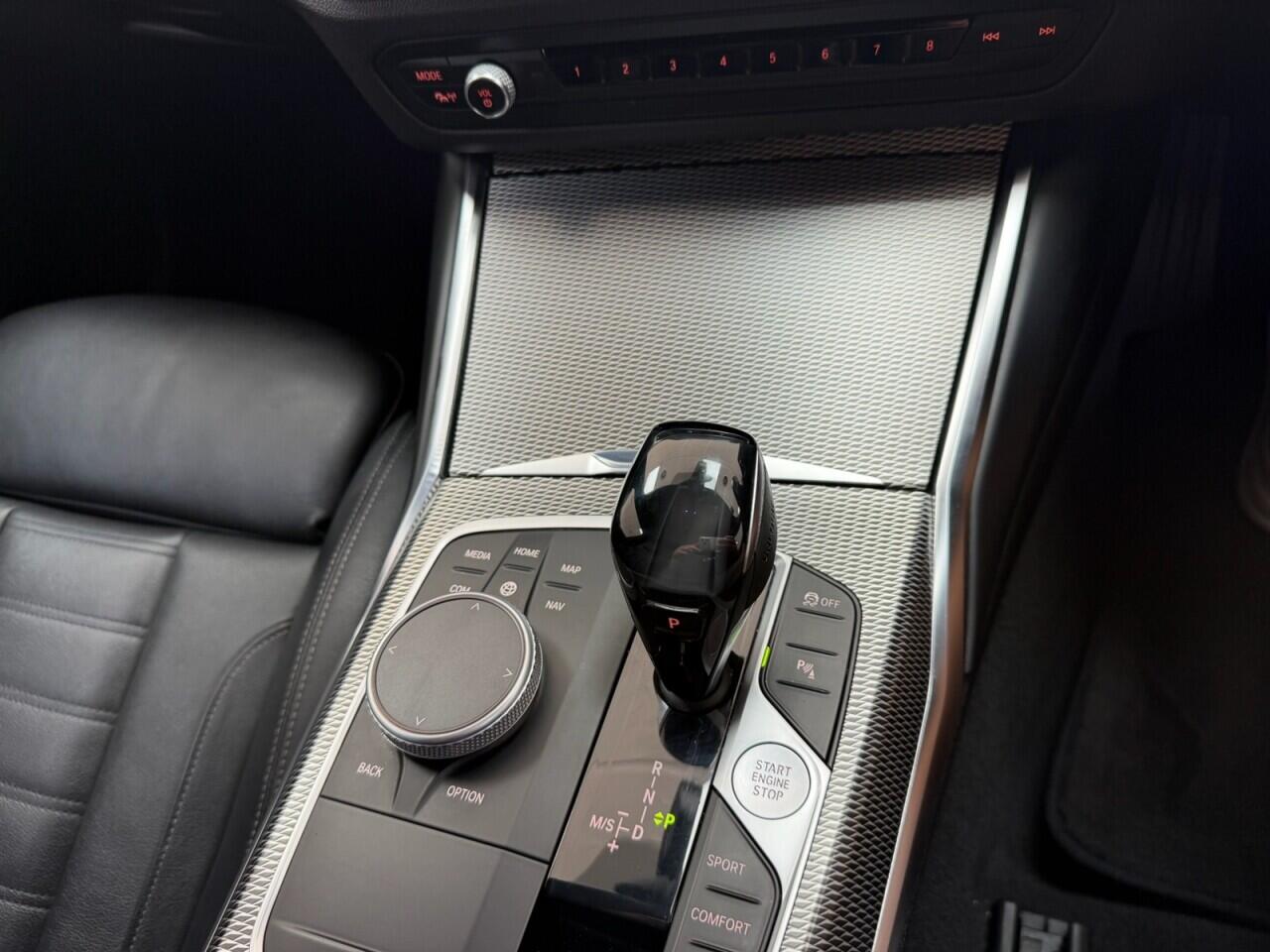 BMW 3 Series view 34
