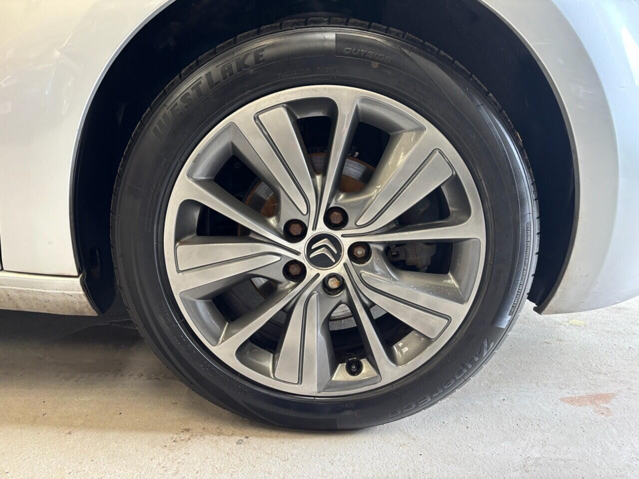Citroen Grand C4 Picasso view 12
