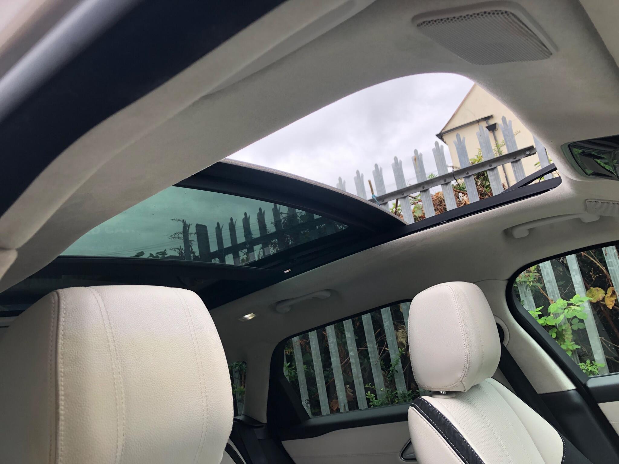 Land Rover Range Rover Velar view 12
