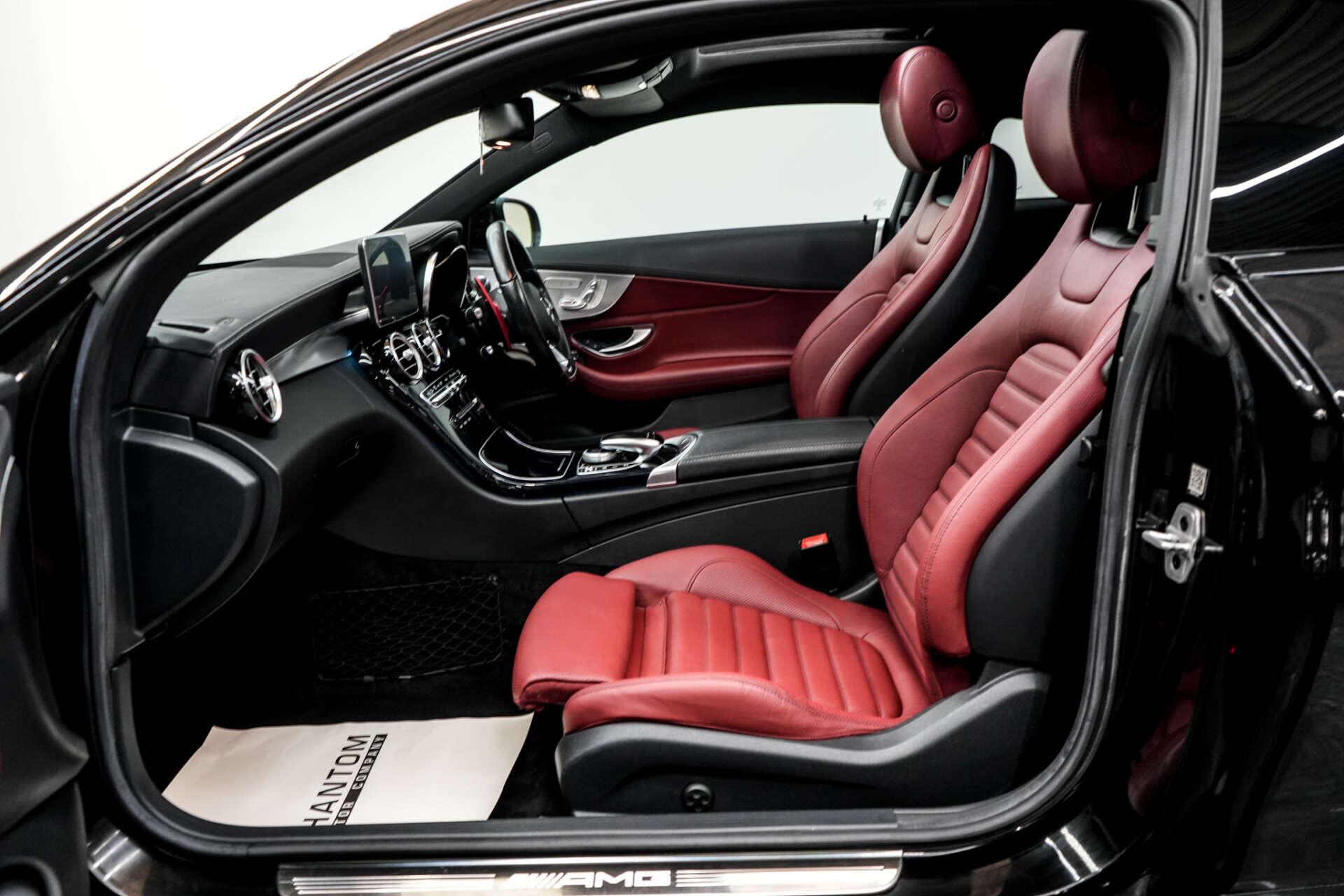 Mercedes-Benz C-Class view 17