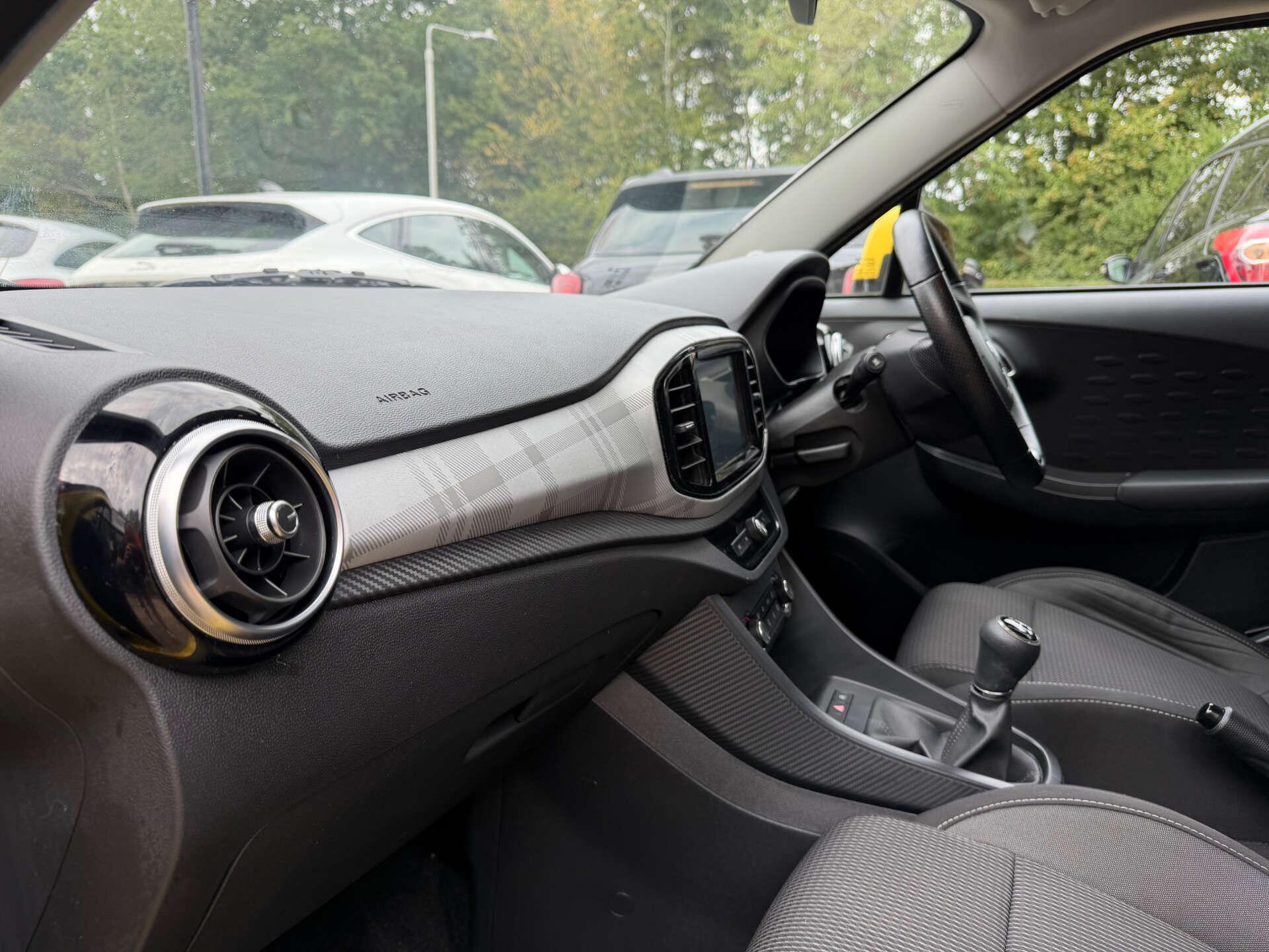 MG MG3 view 21