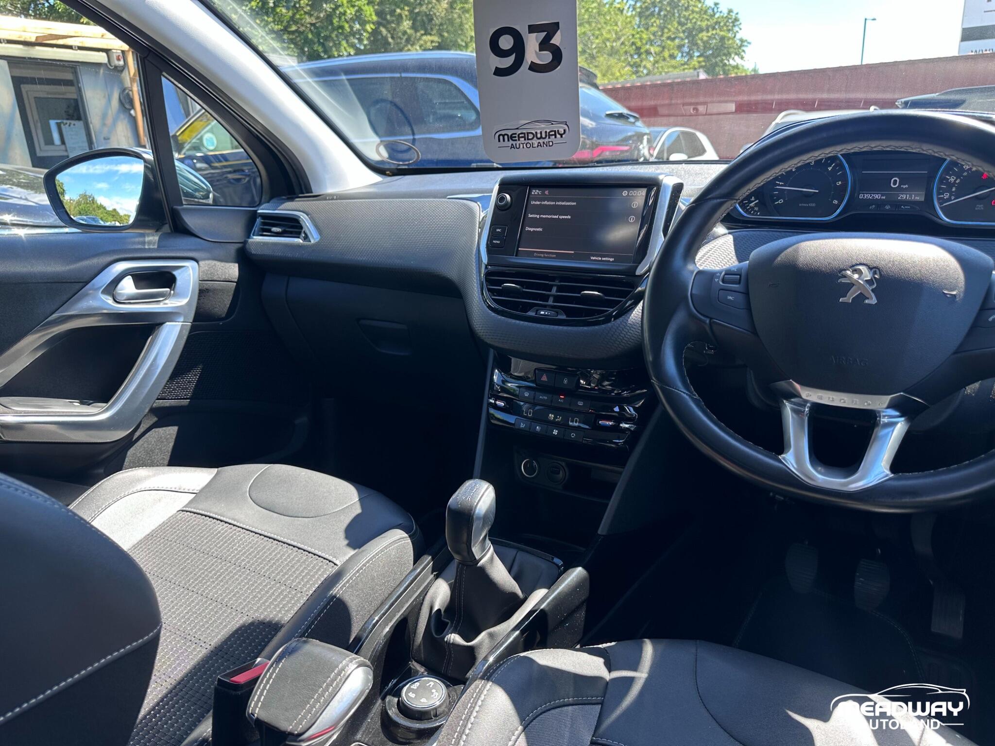 Peugeot 2008 view 30