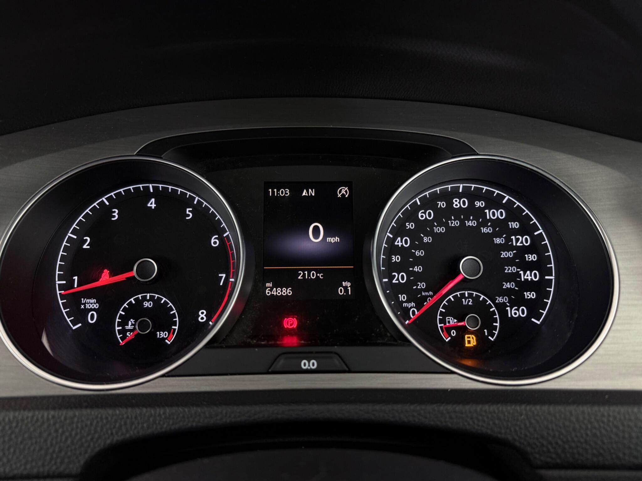 Volkswagen Golf view 12