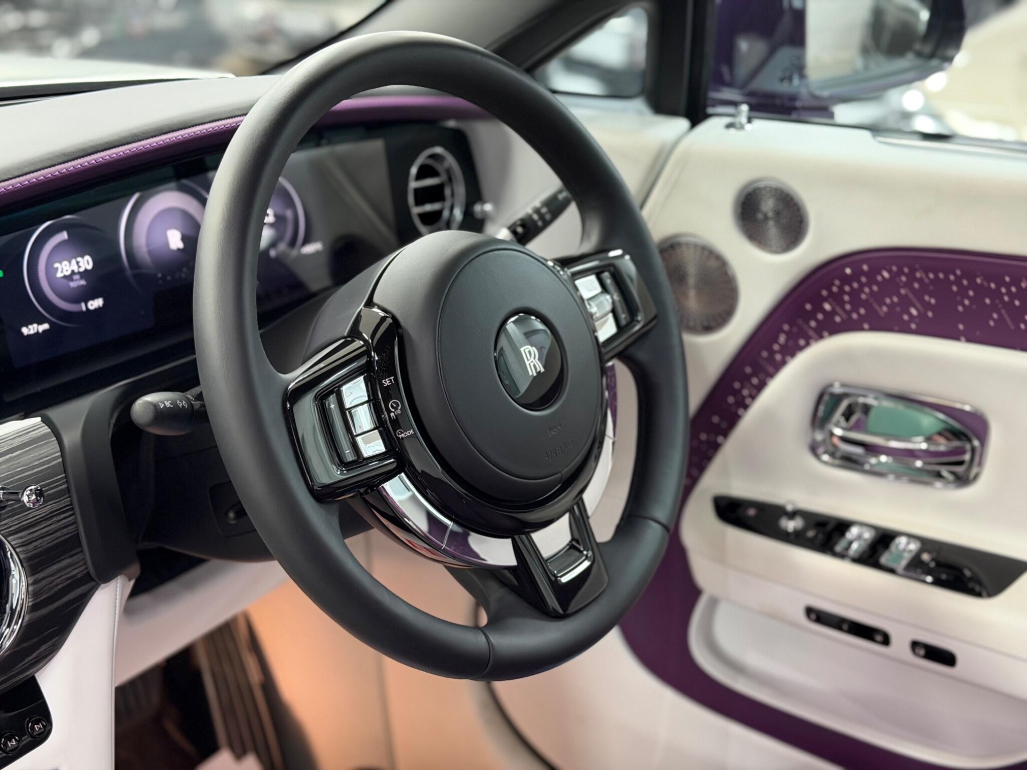 Rolls-Royce Spectre view 63
