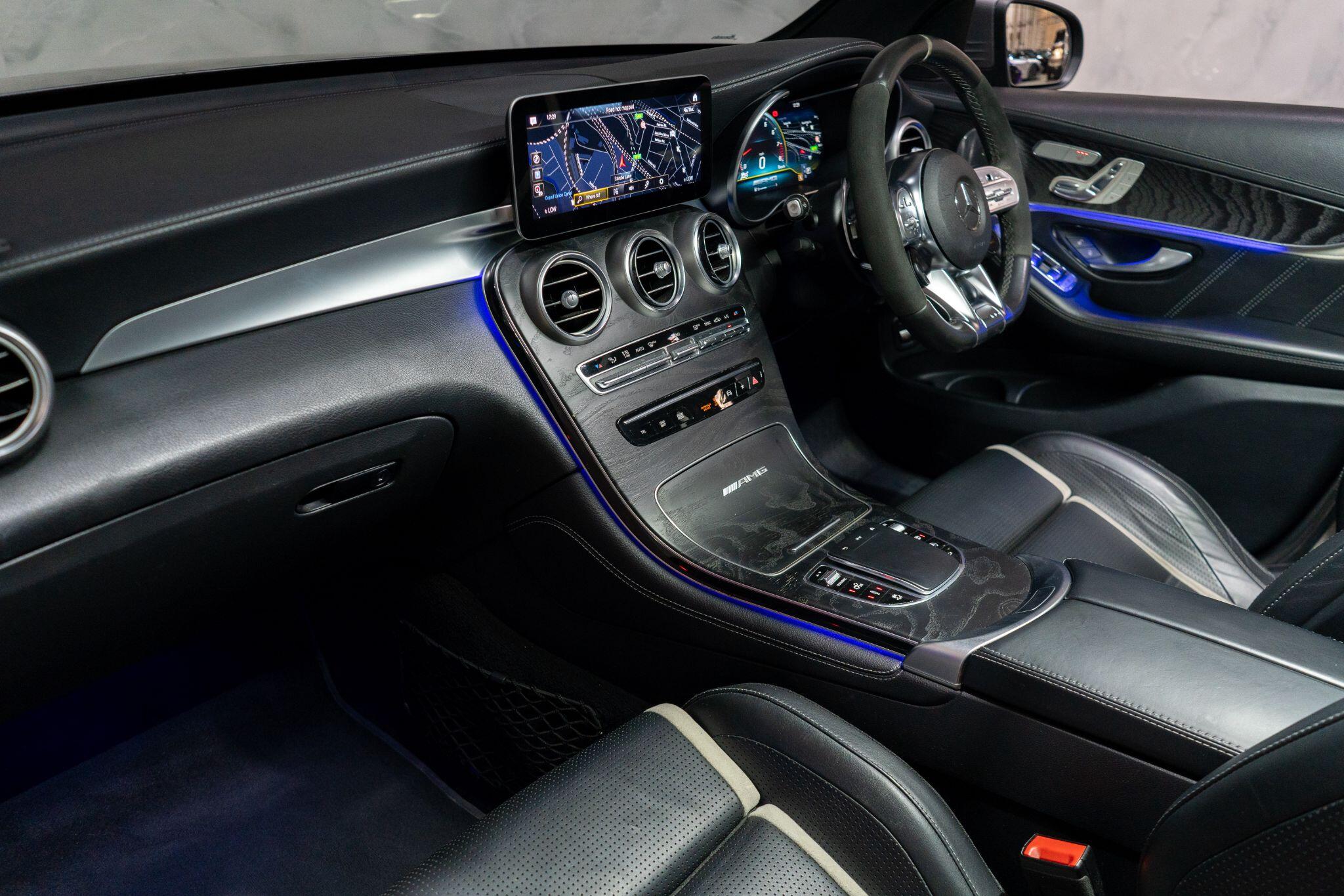 Mercedes-Benz GLC view 13