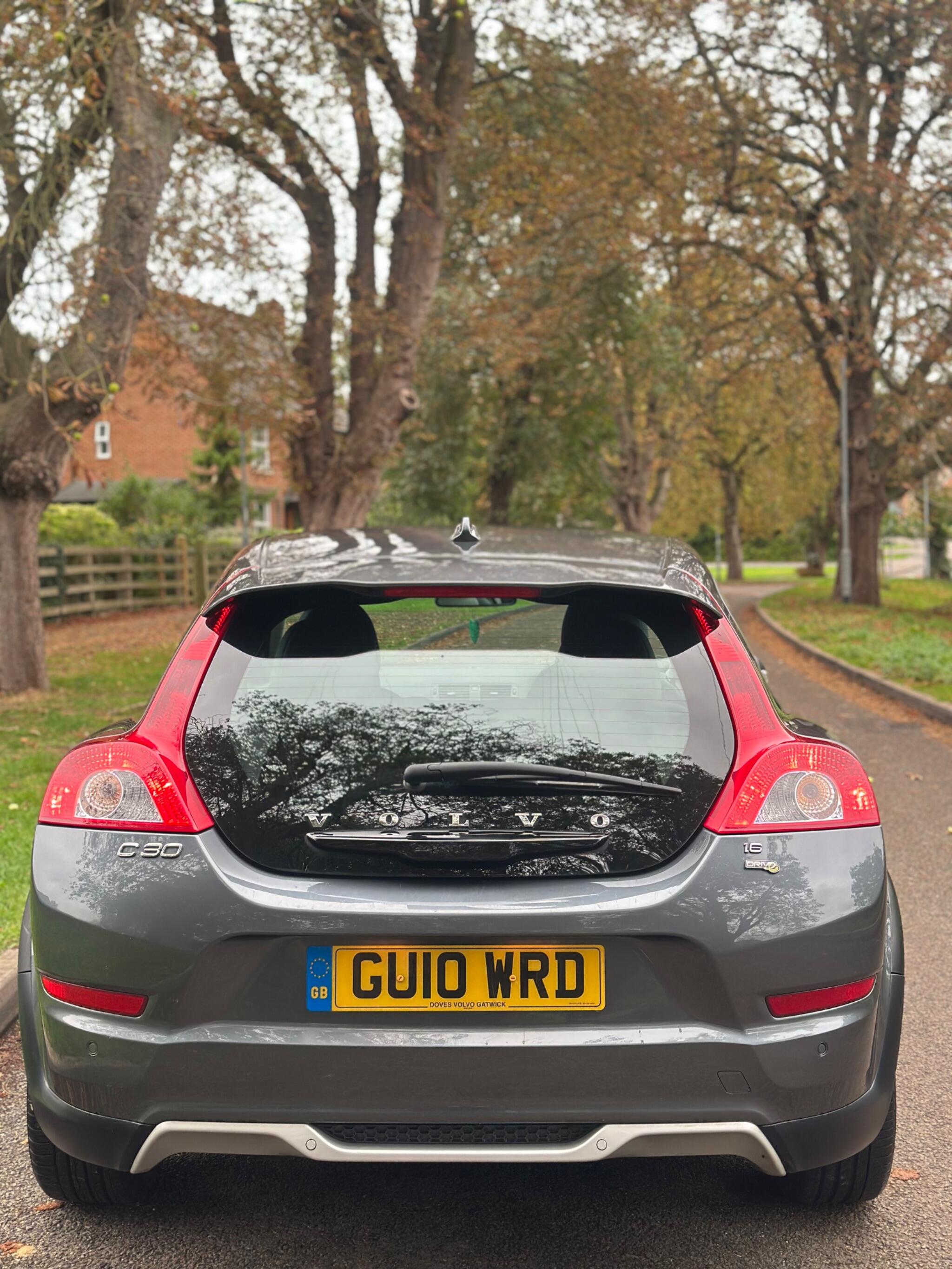 2010 Volvo C30 image 7