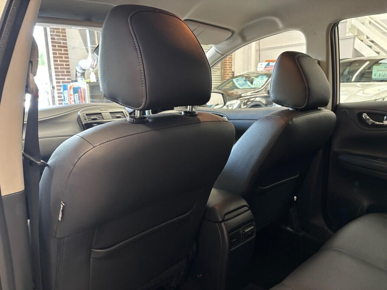 Nissan Pulsar view 20