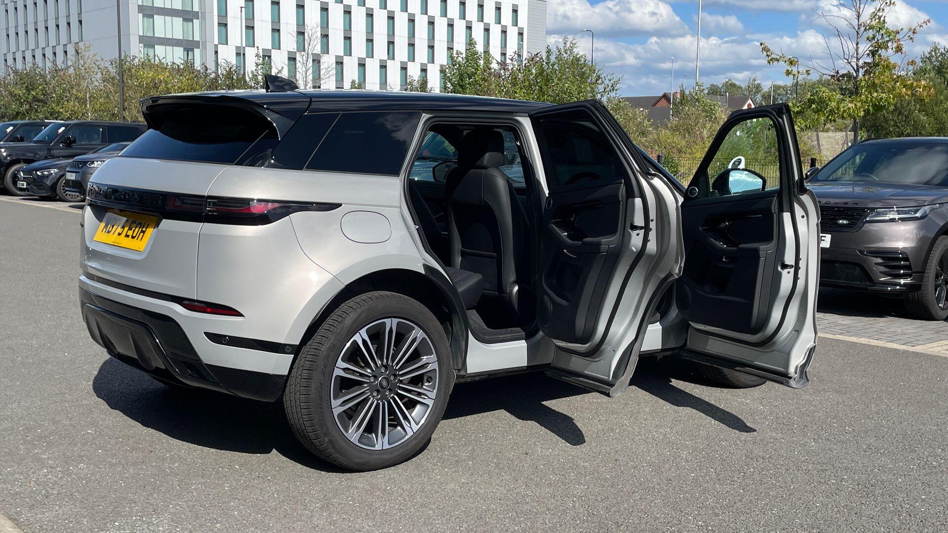 Land Rover Range Rover Evoque view 38
