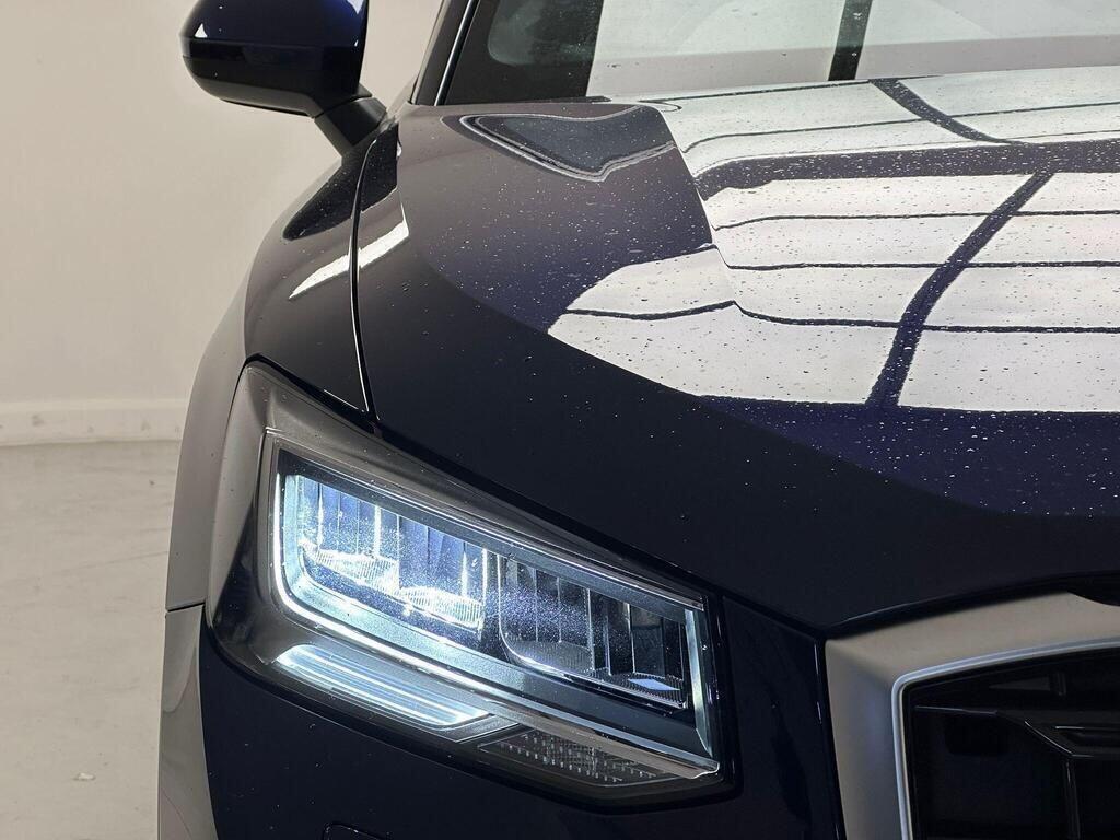 Audi Q2 view 21