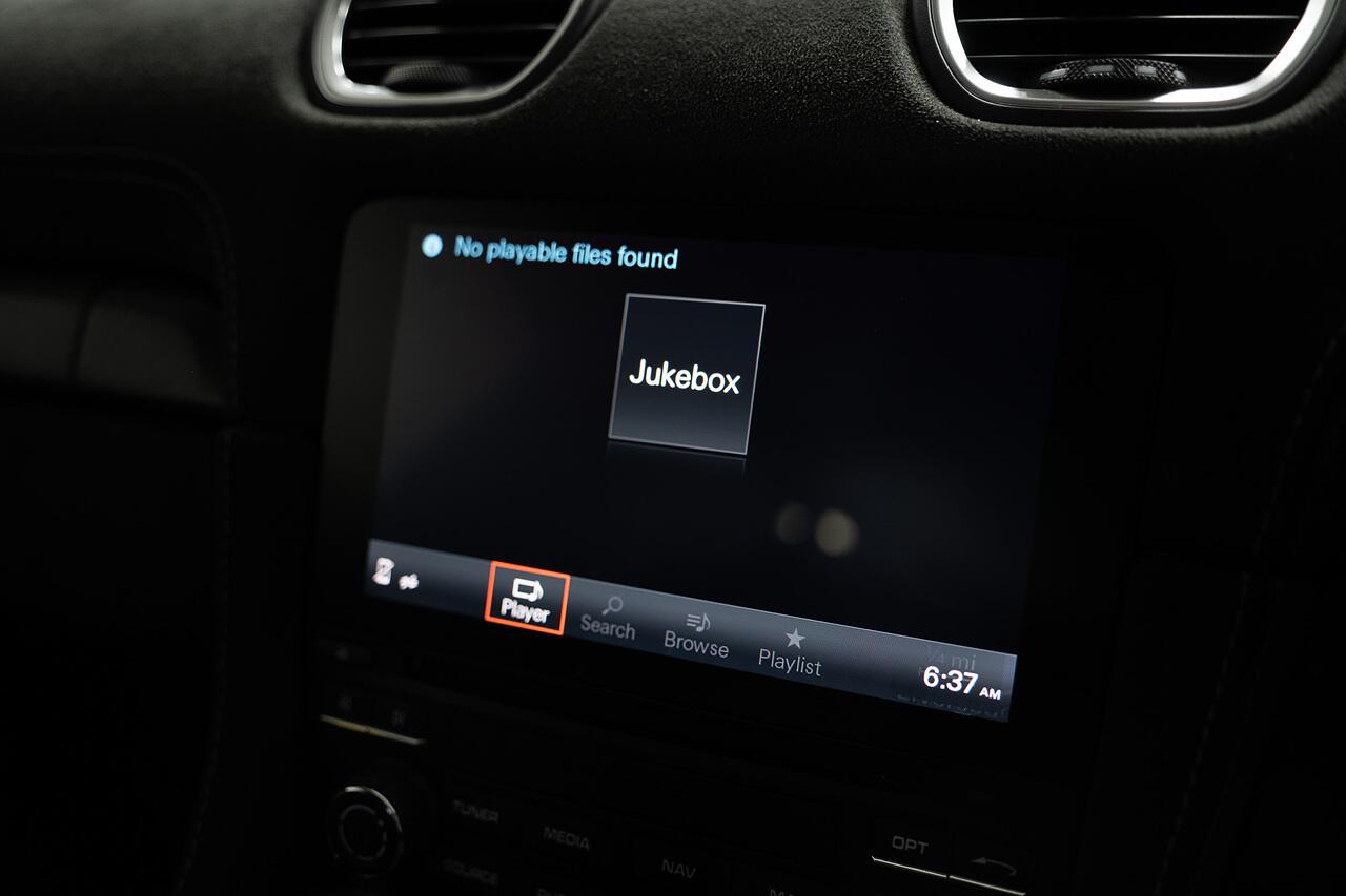 Porsche Cayman view 17
