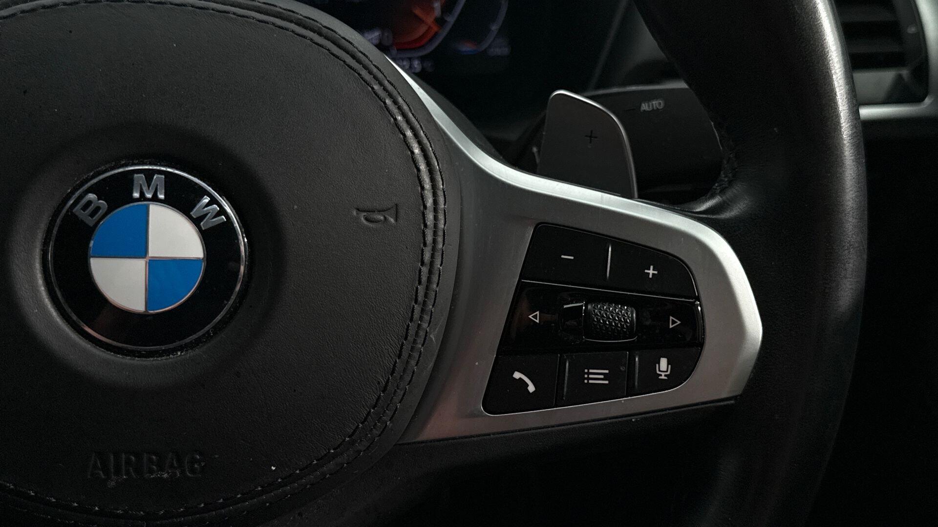 BMW X4 view 19