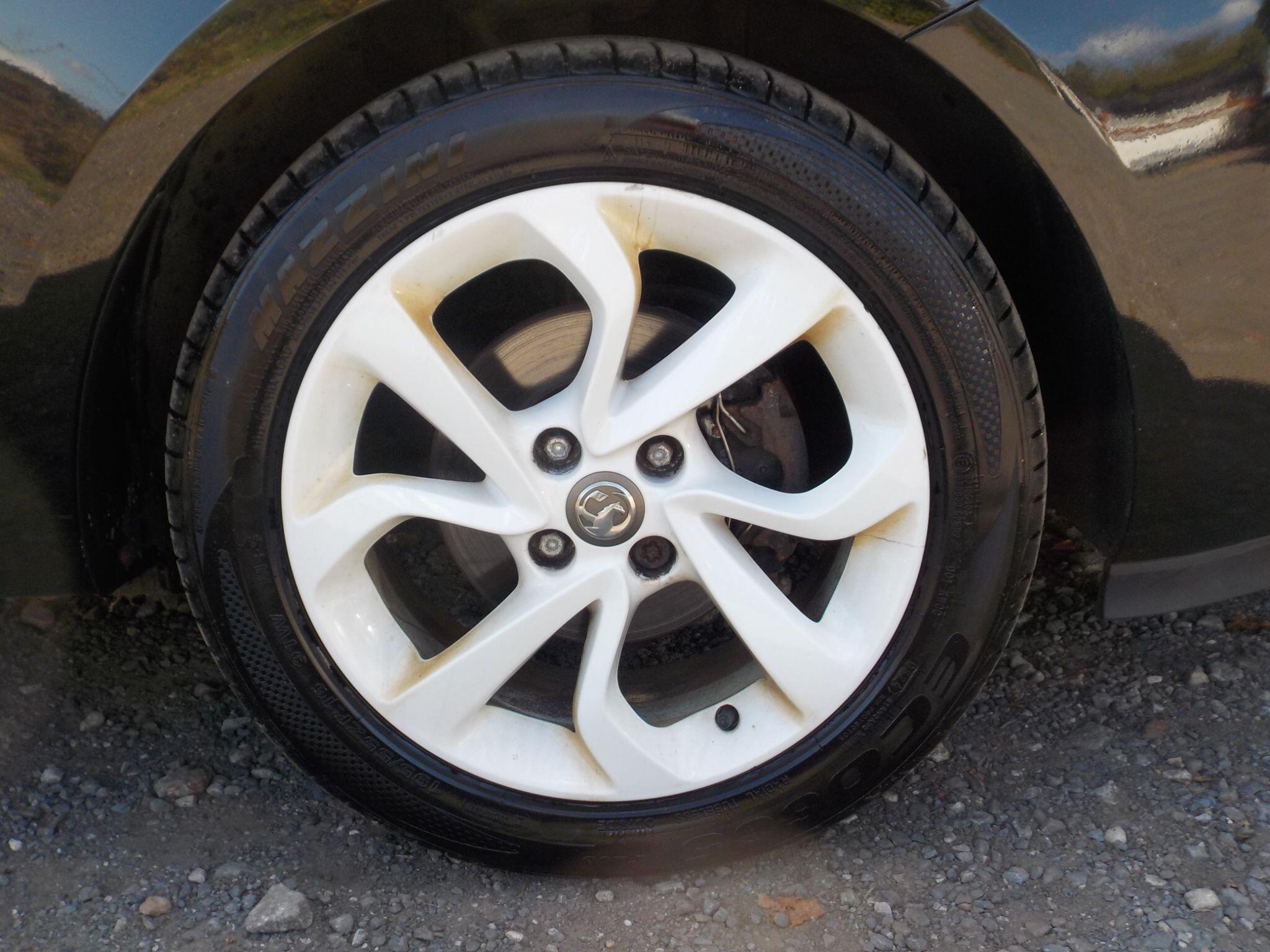 Vauxhall Corsa 1.4i ecoFLEX Sting Euro 6 3dr