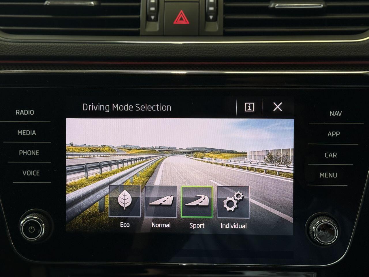 Skoda Superb view 53